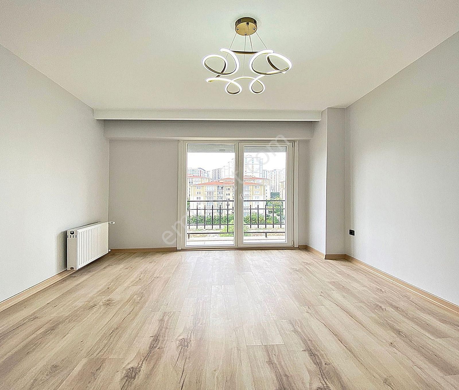 Beylikdüzü Cumhuriyet Mahallesi Gezgen İnşaat'tan Site İçinde 1+1 Satılık Daire - Görsel 14