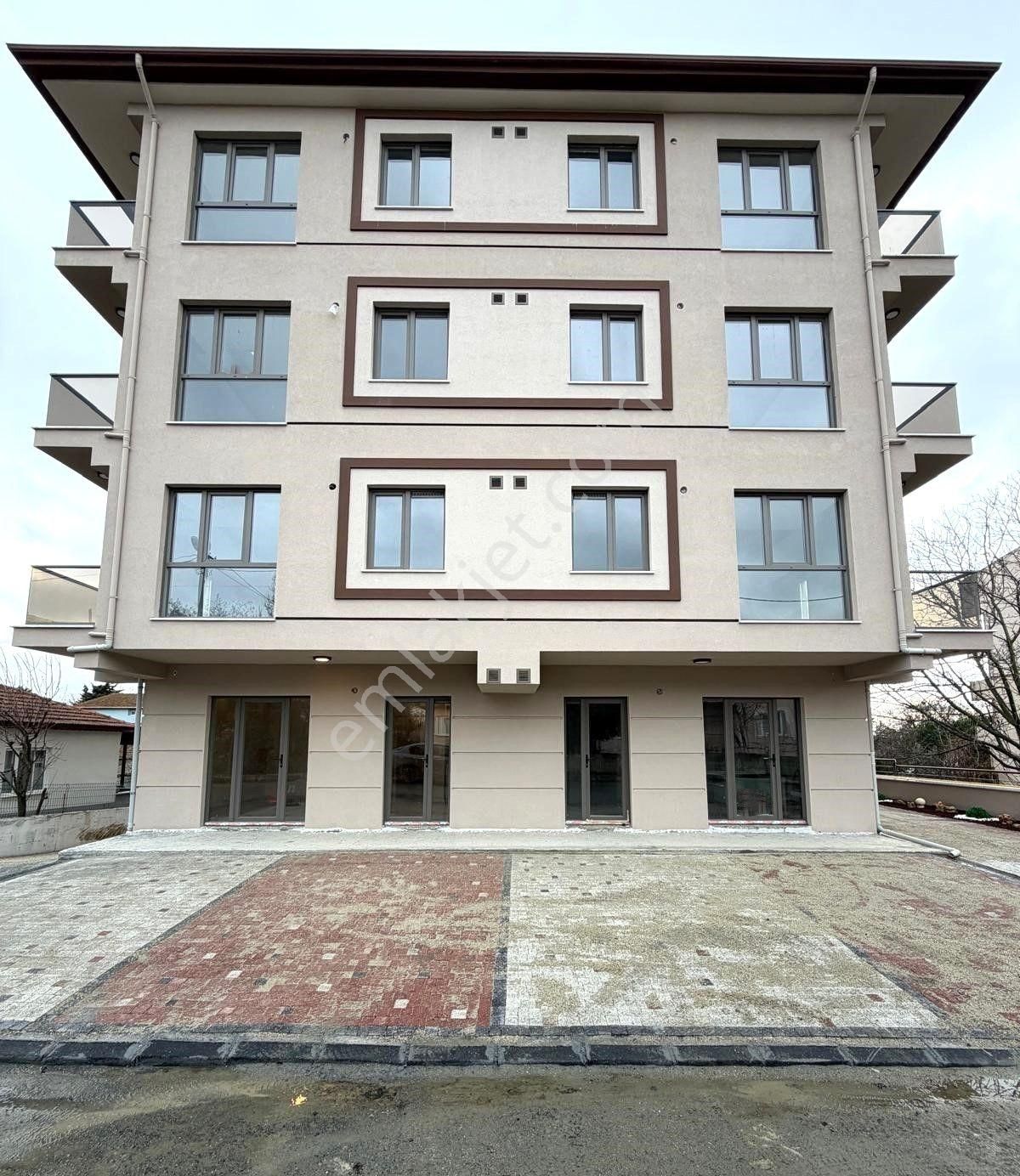 Silivri Değirmenköy İsmetpaşa Mahallesinde 2+1 Satılık Daire - Görsel 2