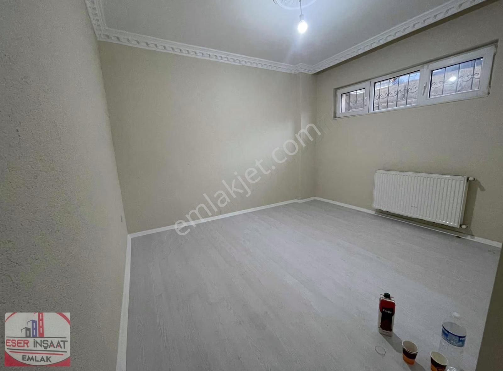 Altınşehirde Kiralık Meydan Konumlu 2+1 95m2 Bahçe Katı - Görsel 8