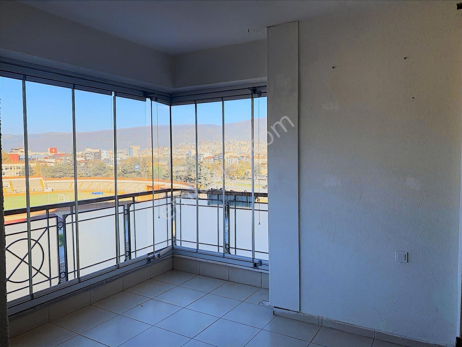 Tokat Stadyumunun Tam Karşısında Arakat Lüks Sitede 4+1manzaralı - Görsel 35