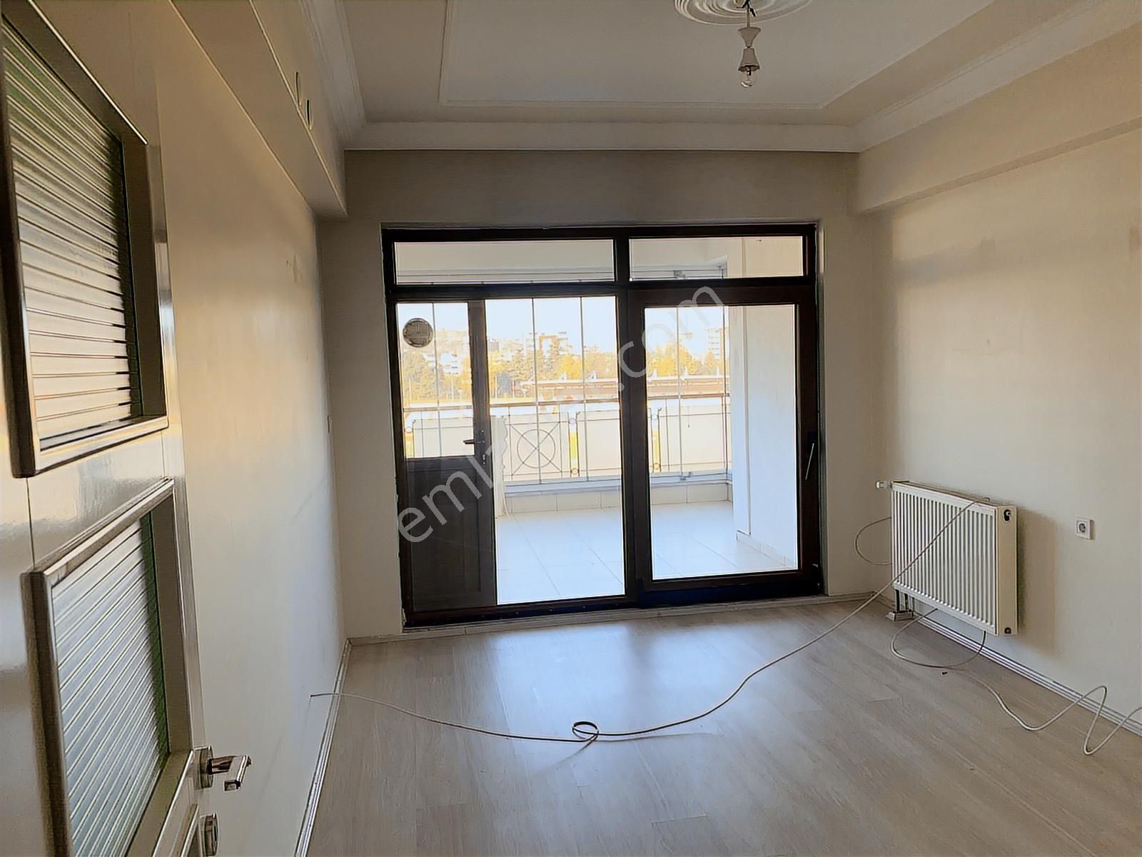 Tokat Stadyumunun Tam Karşısında Arakat Lüks Sitede 4+1manzaralı - Görsel 8