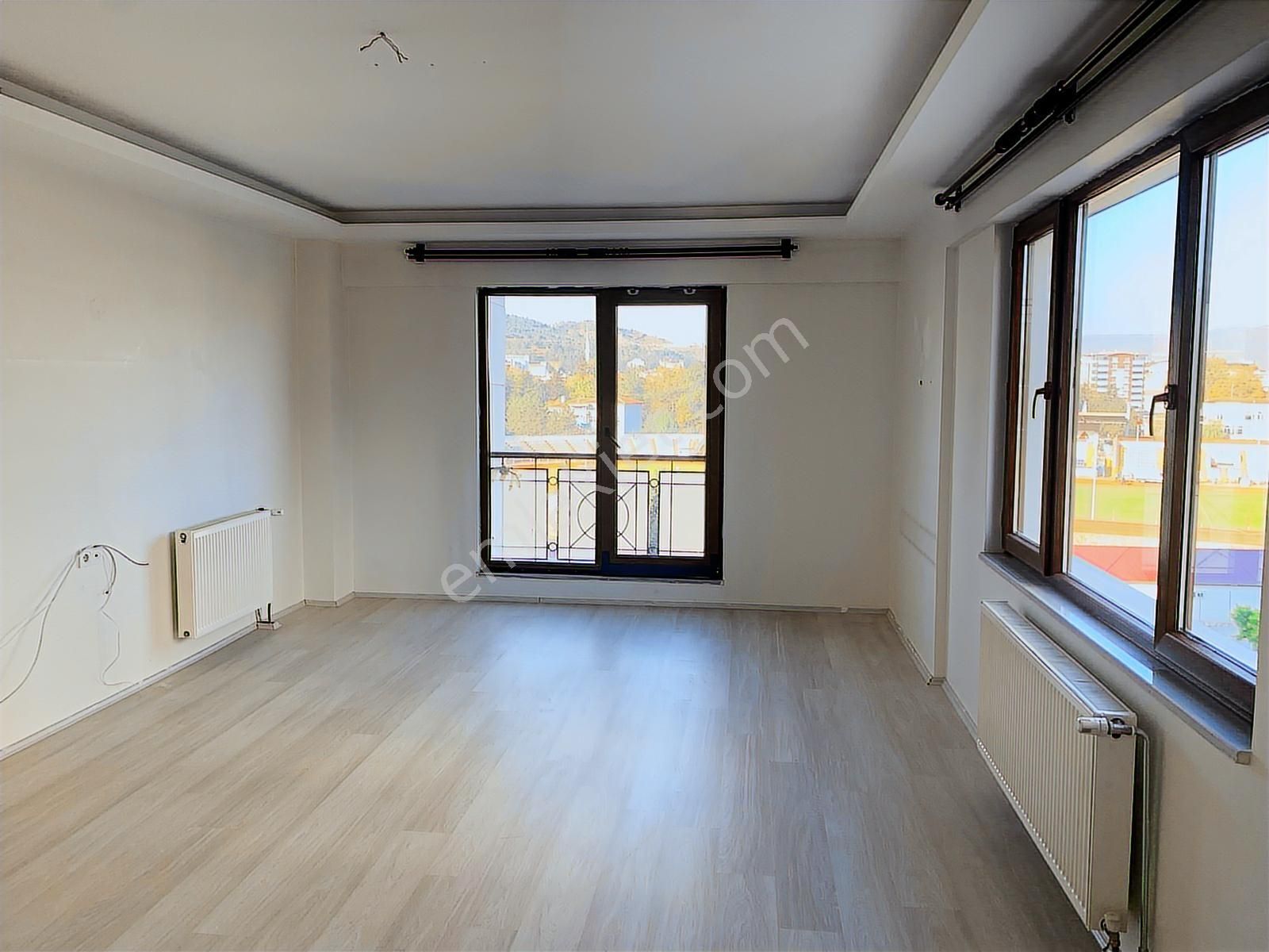 Tokat Stadyumunun Tam Karşısında Arakat Lüks Sitede 4+1manzaralı - Görsel 15