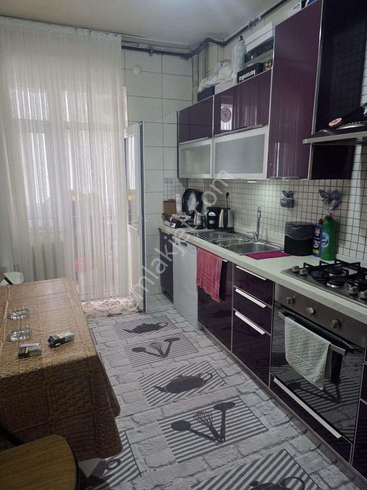 İsa Kavak Gayrimenkul’den Satılık 3+1 Daire – Selçuklu/nişantaş