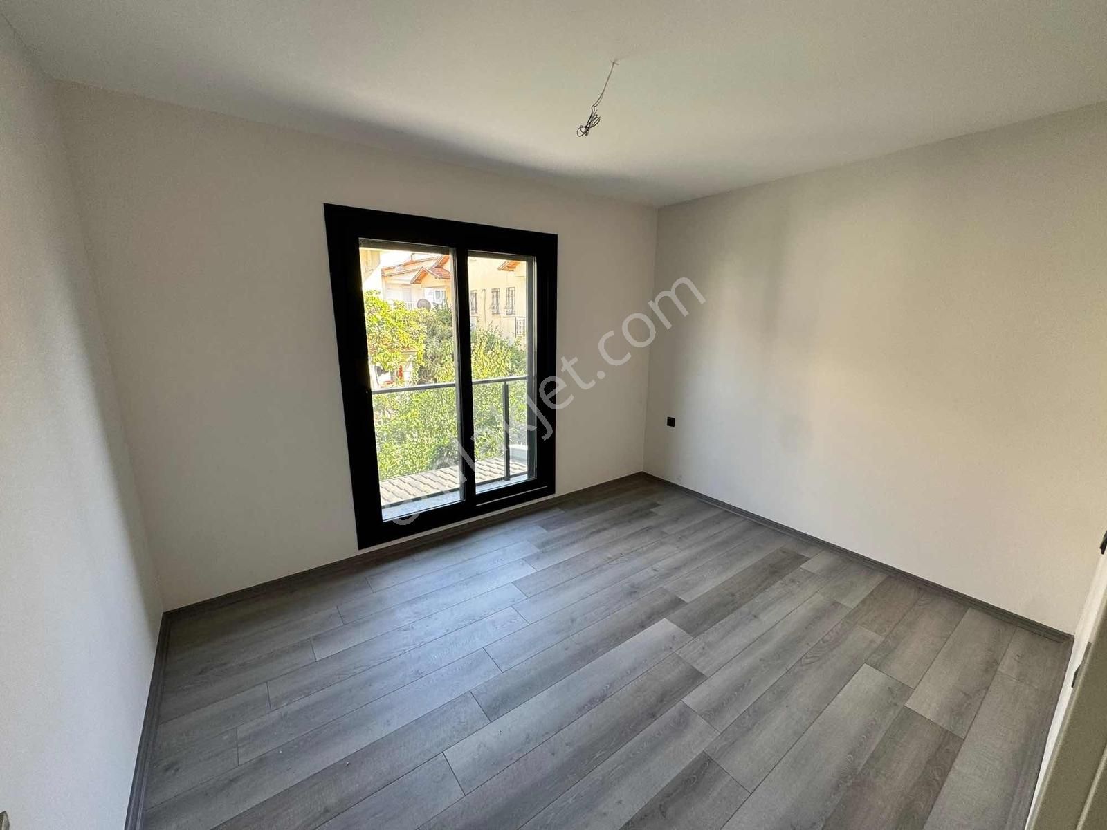 Çarşı İçinde & Deniz Tarafında 3+1 Lüks Villa - Görsel 29