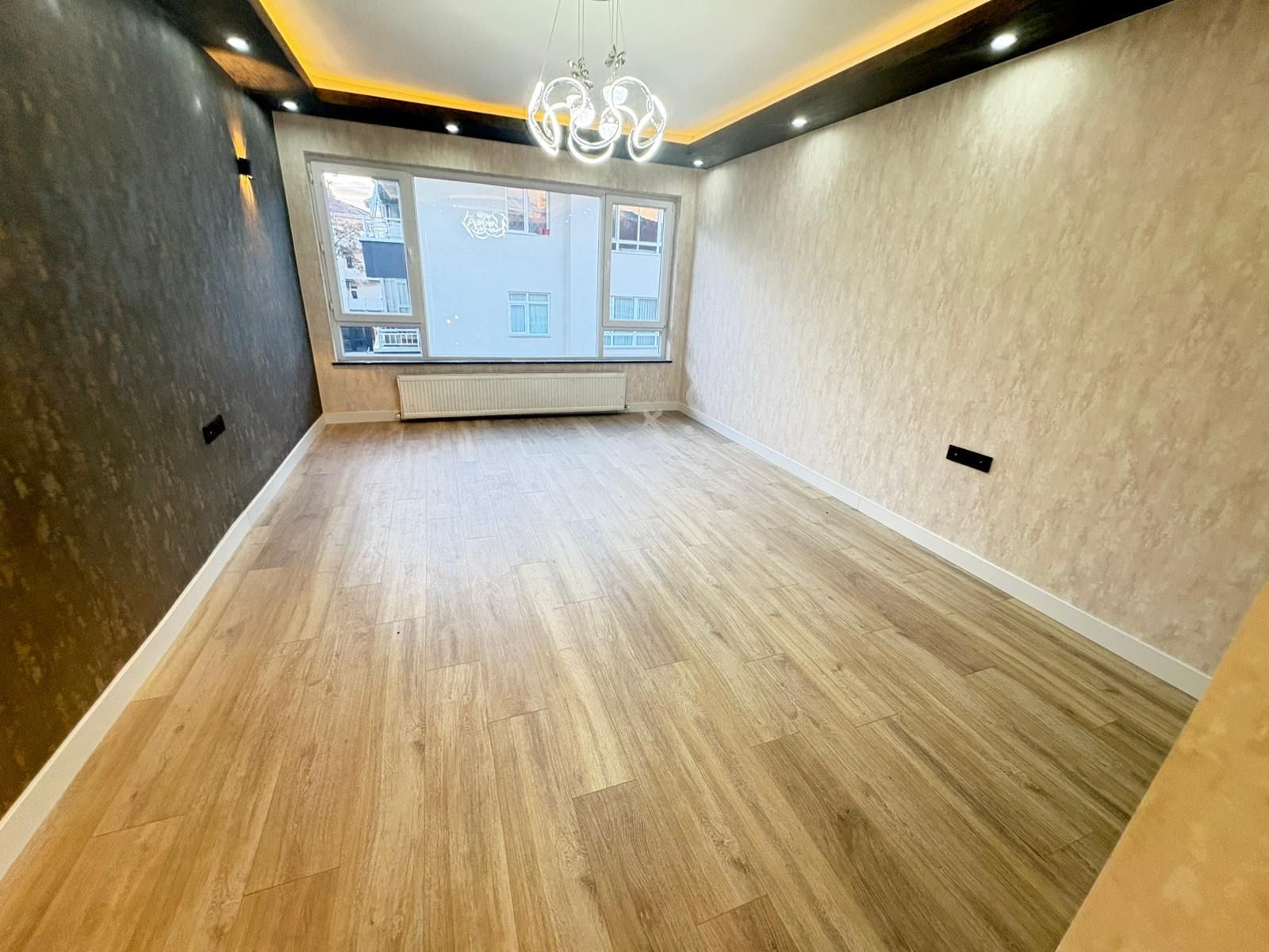 Dikmen Sokulluda Satılık Daire 3+1 Katta Ebb Lüx Yapılı - Görsel 11