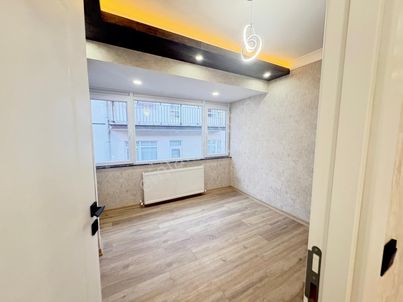 Dikmen Sokulluda Satılık Daire 3+1 Katta Ebb Lüx Yapılı - Görsel 12