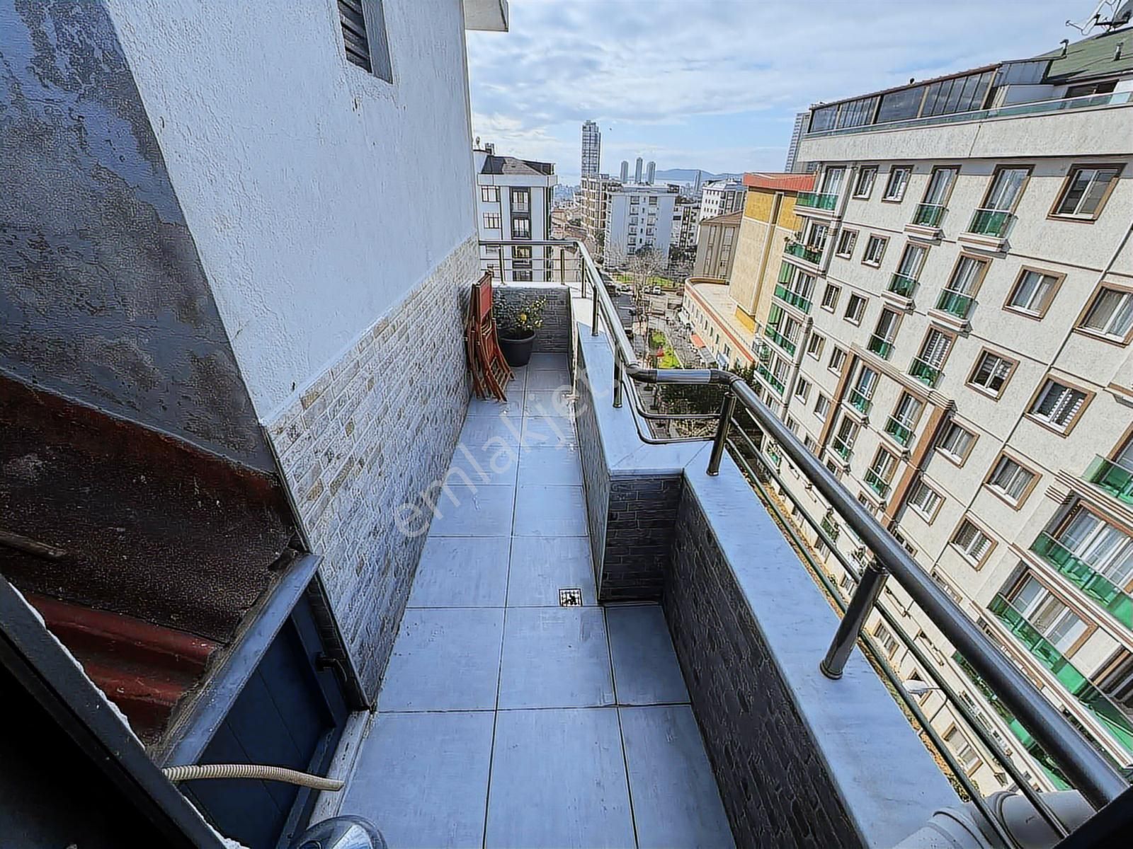 Yakacık'ta Özel 4+1 Dubleks Fırsat Daire - Görsel 28