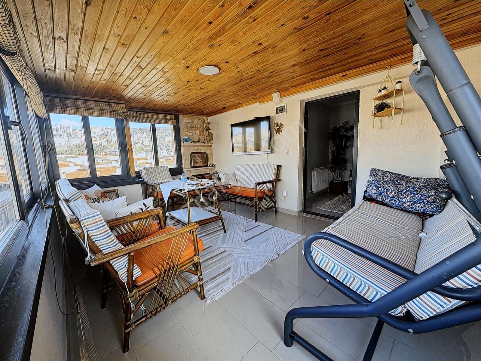 Yakacık'ta Özel 4+1 Dubleks Fırsat Daire - Görsel 24