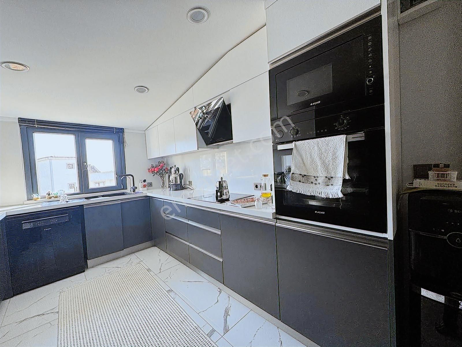 Yakacık'ta Özel 4+1 Dubleks Fırsat Daire - Görsel 7