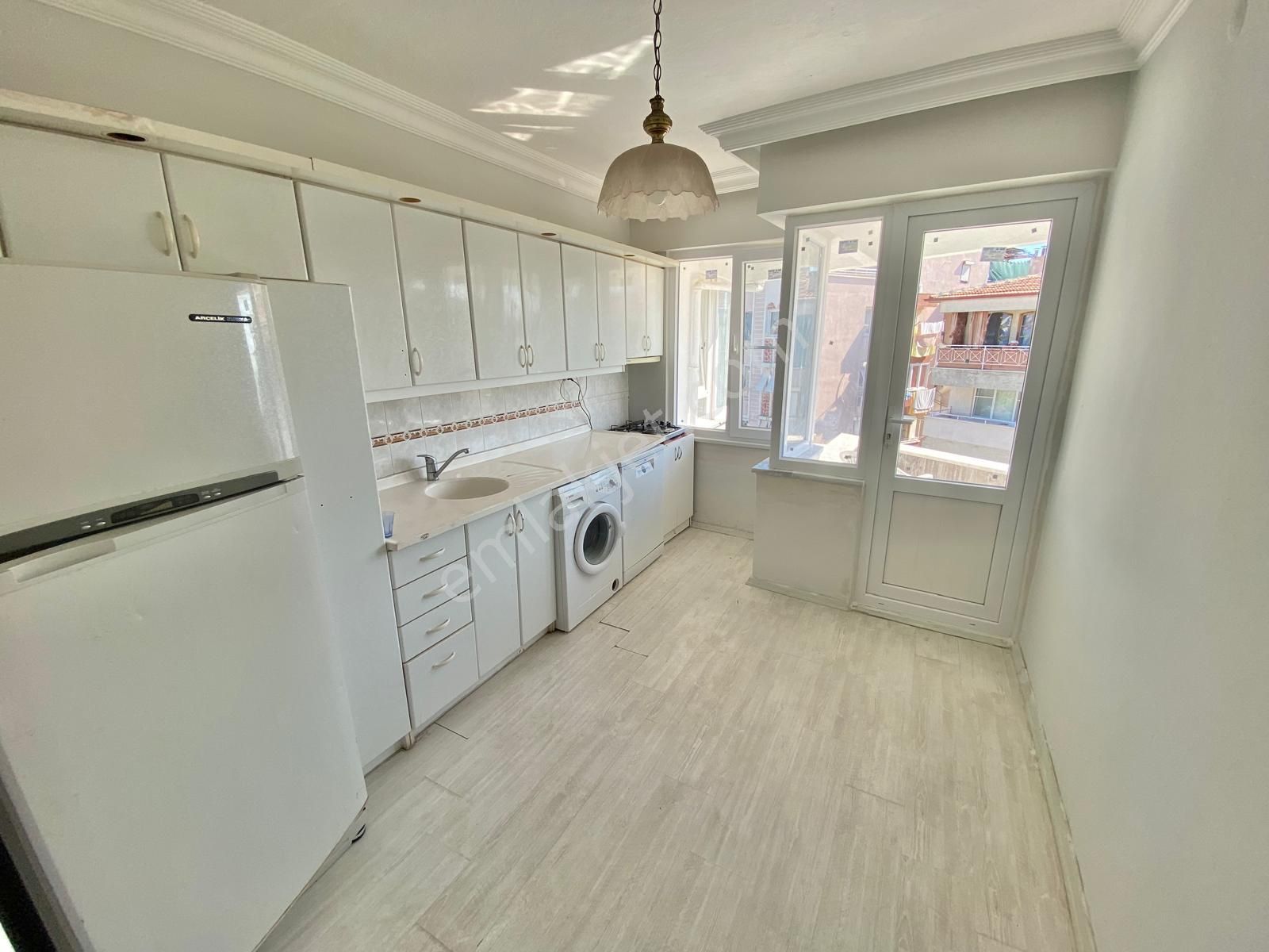 ➤➤yetkisi Herdem'den Akçayda Çamlıyol Caddesinde Deniz Manzaralı Denize 50 Metre 2+1 Daire - Görsel 8