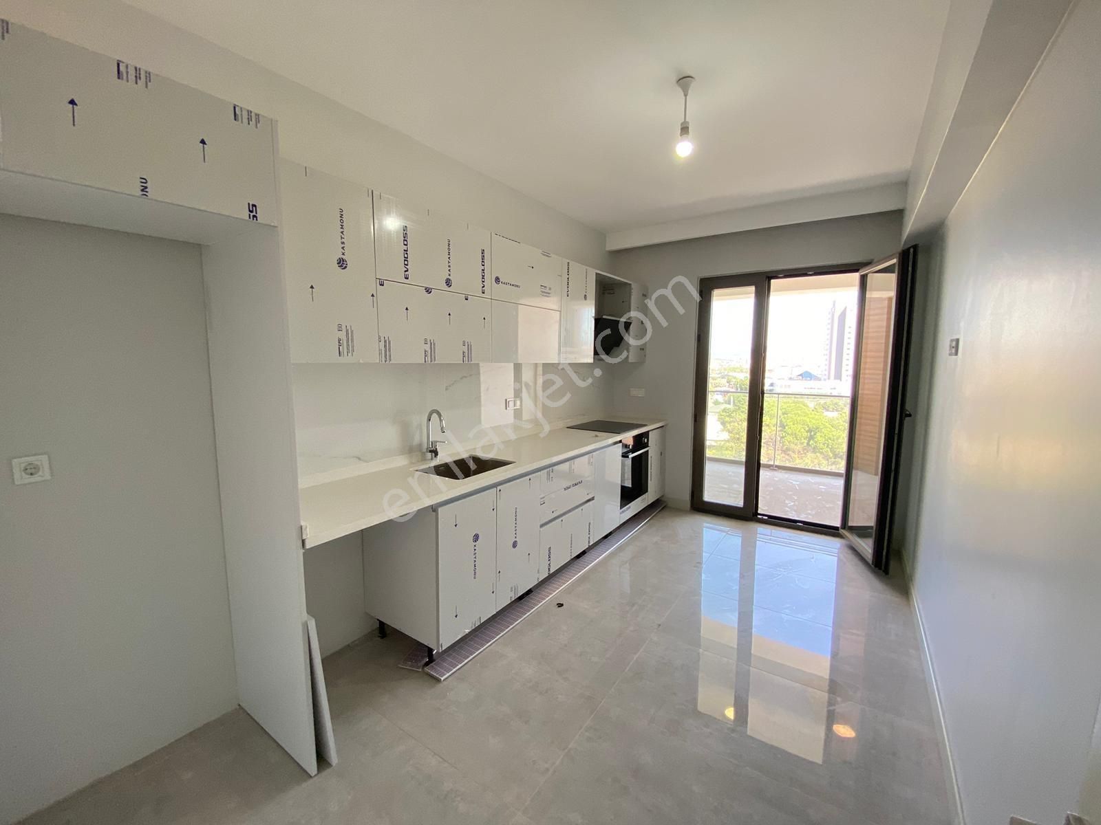 Home'dan Sancaktepe Siltaş Comfort Sitesinde 3+1 120m²lüks Daire - Görsel 22