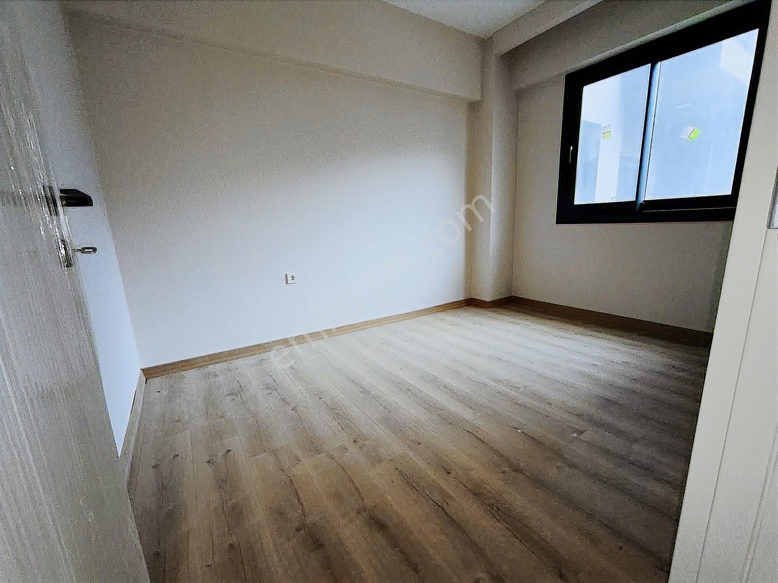 Gaziemir Aktepe'de Bivadocs Sitesinde 1+1 Sıfır Daire - Görsel 3