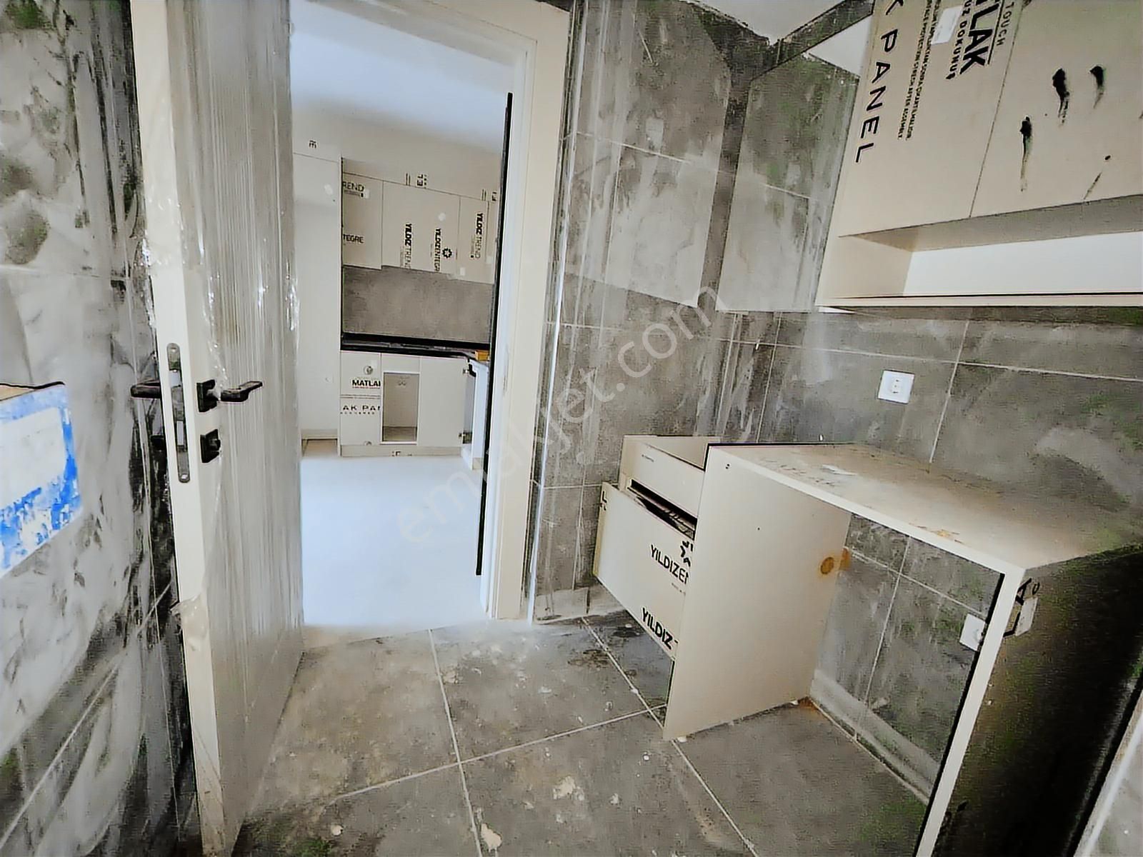 Gaziemir Aktepe'de Bivadocs Sitesinde 1+1 Sıfır Daire - Görsel 6