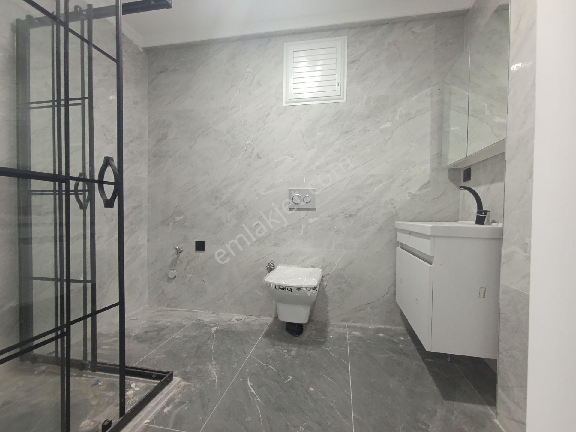 Pendik Esenyalıda Sıfır Satılık 2+1 Asansör Otoparklı Manzaralı Lüks Daire - Görsel 23