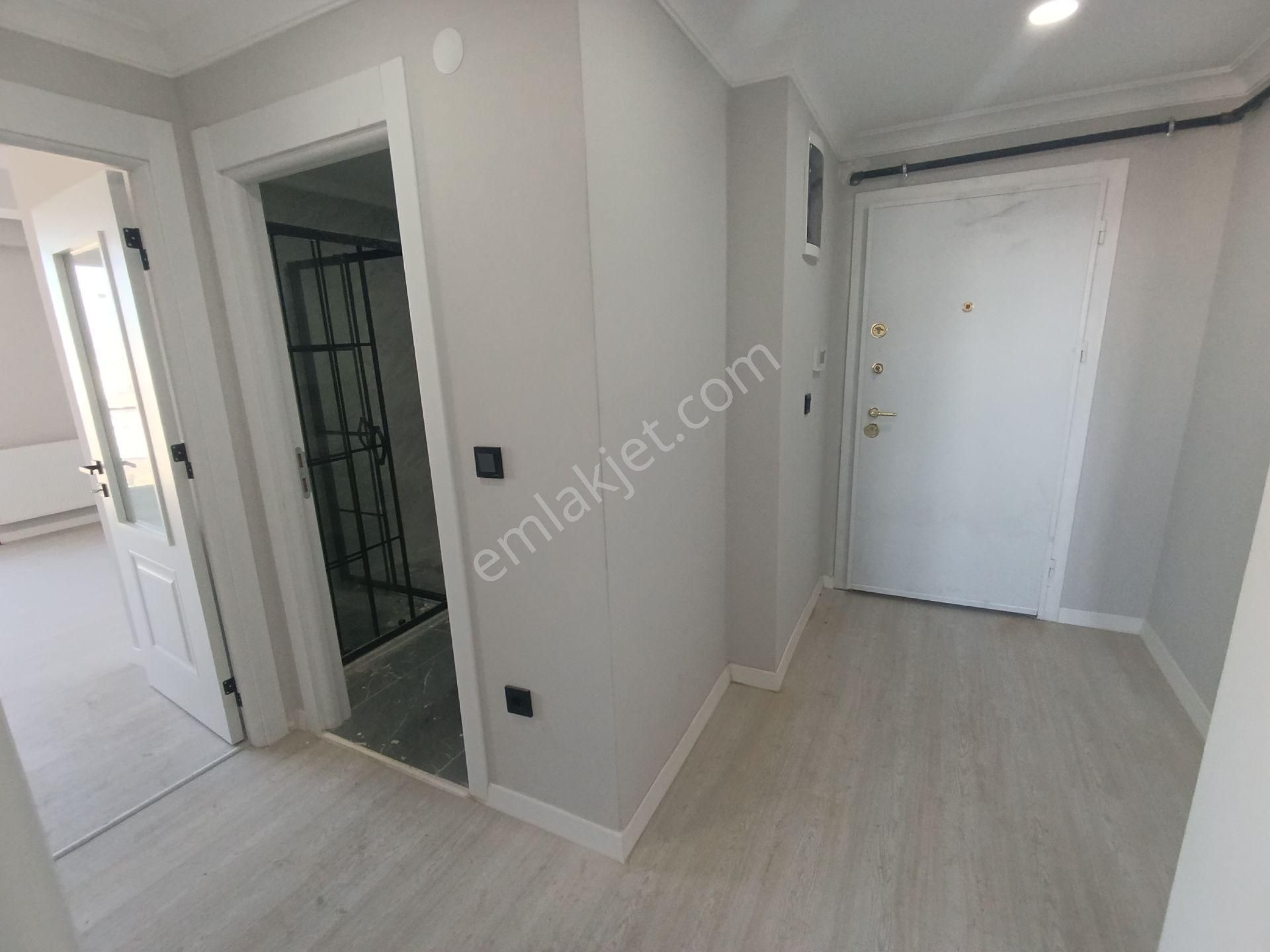 Pendik Esenyalıda Sıfır Satılık 2+1 Asansör Otoparklı Manzaralı Lüks Daire - Görsel 16