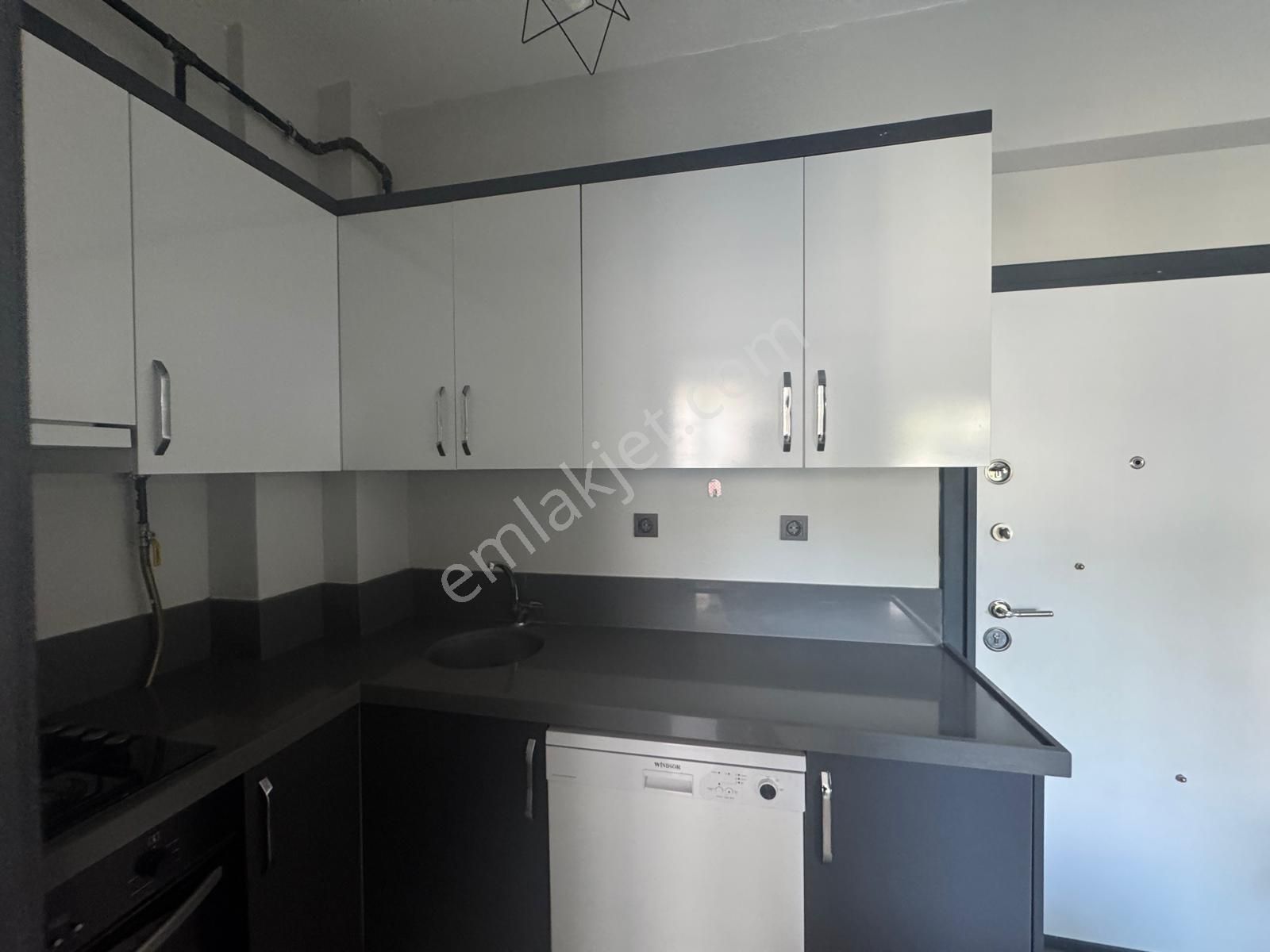 Görüklede Havuzlu Sitede Full Eşyalı 2+1 Kiralık Daire - Görsel 5