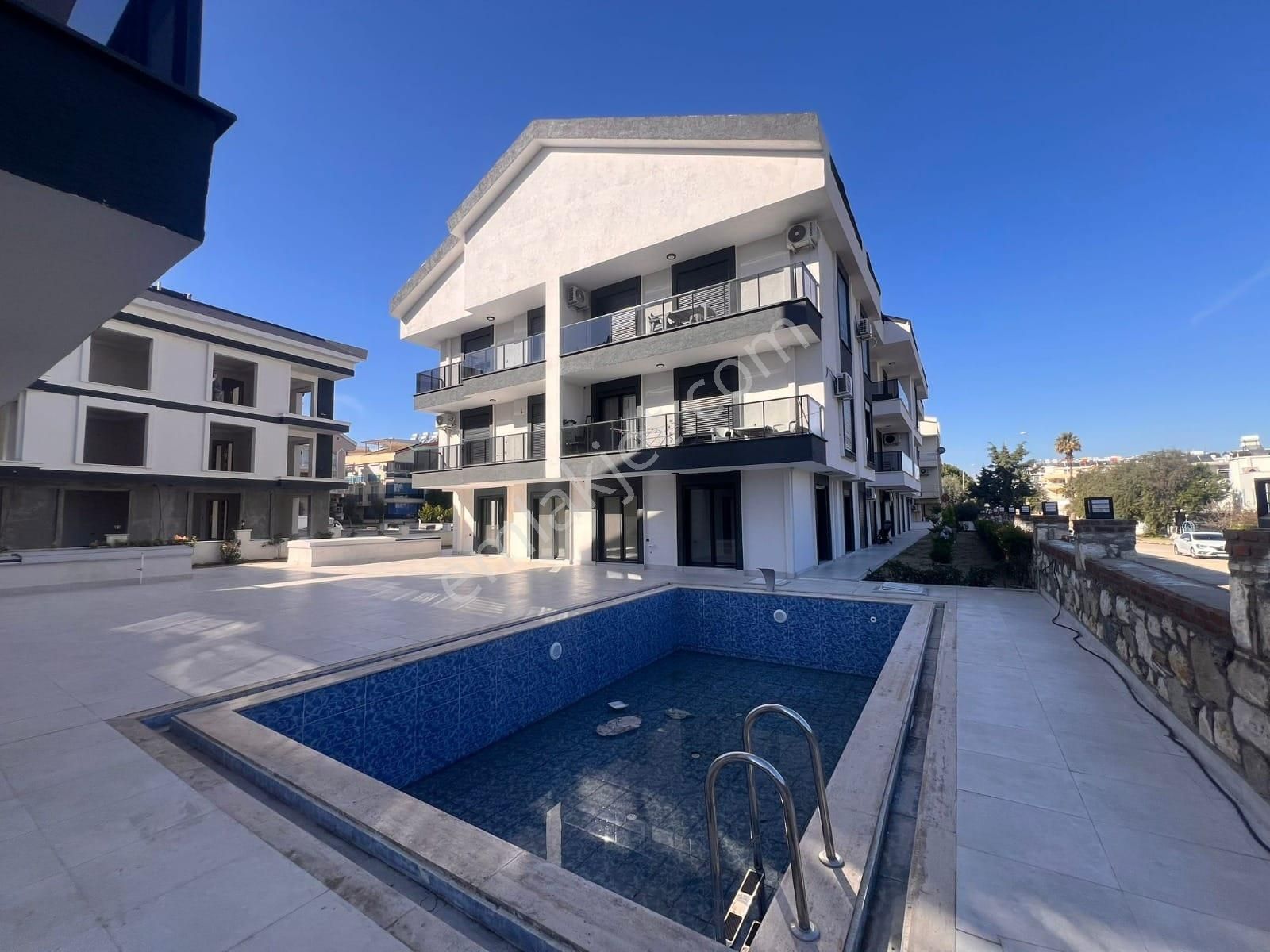 Didim Altınkum Mahallesi’nde Ultra Lüks, Eşyalı 2+1 Bahçe Katı Daire Fiyat:6.500.000tl