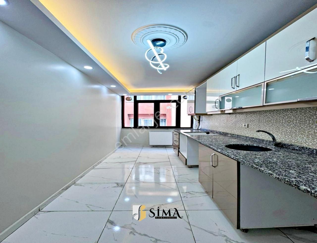 Üçevler Mah. Arakat 2+1 Ana Cadde Üzeri Kredi Uygun Yatırımlık Fırsat Daire