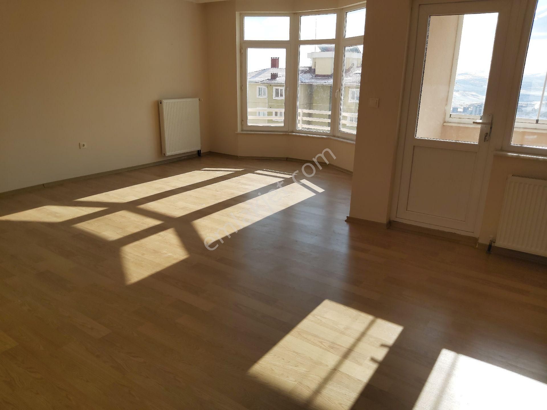 İlyap'tan Yapracıkda Boş, Yapılı, Manzaralı Güney 4+1 - Görsel 33