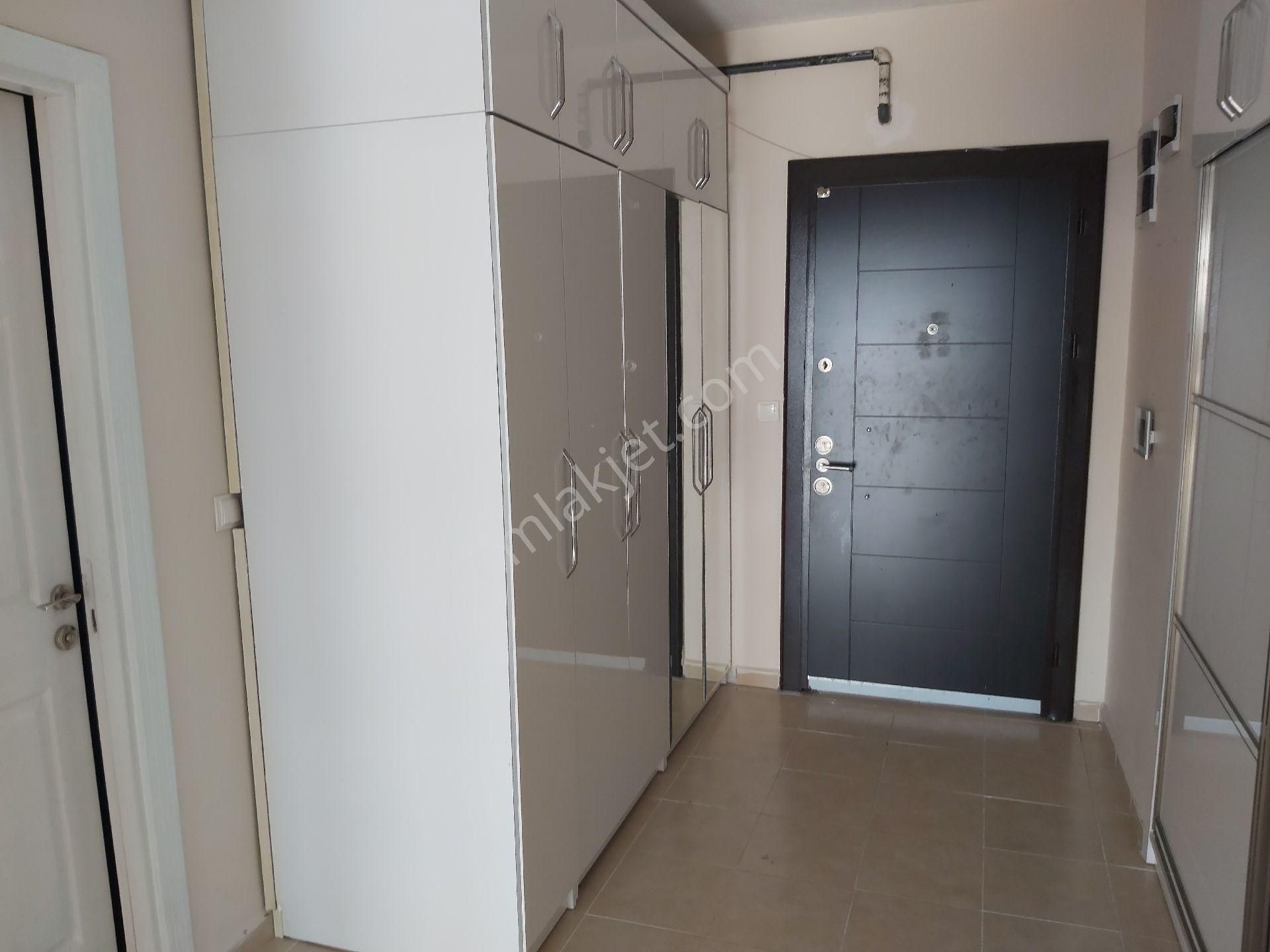 İlyap'tan Yapracıkda Boş, Yapılı, Manzaralı Güney 4+1 - Görsel 5