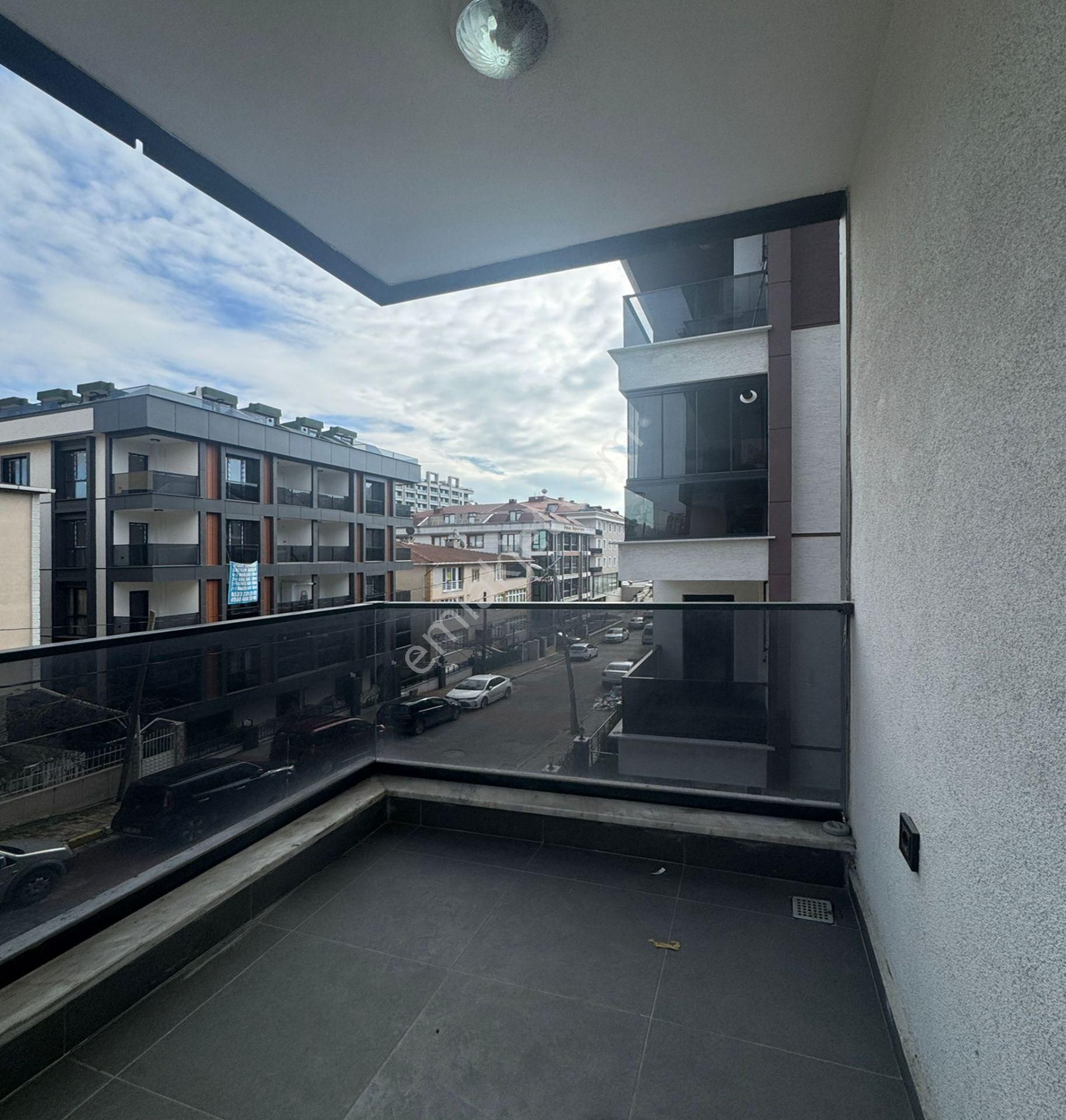 Beylikdüzü Yakuplu Satılık Geniş M2 2+1 Arakat Metrobüse 12 Dk - Görsel 9