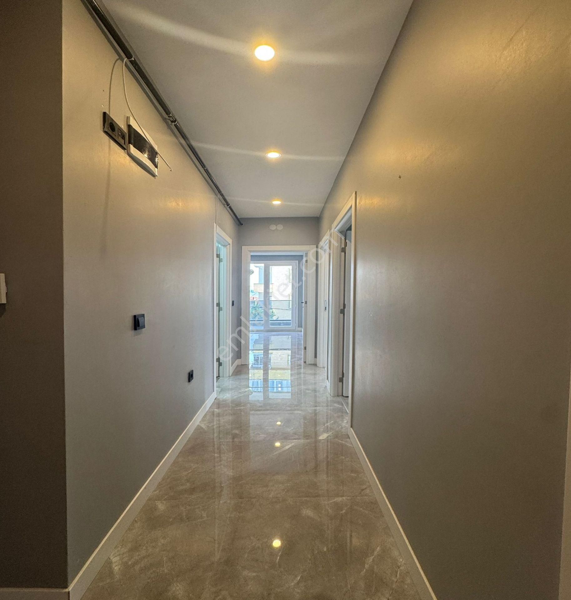 Beylikdüzü Yakuplu Satılık Geniş M2 2+1 Arakat Metrobüse 12 Dk - Görsel 5