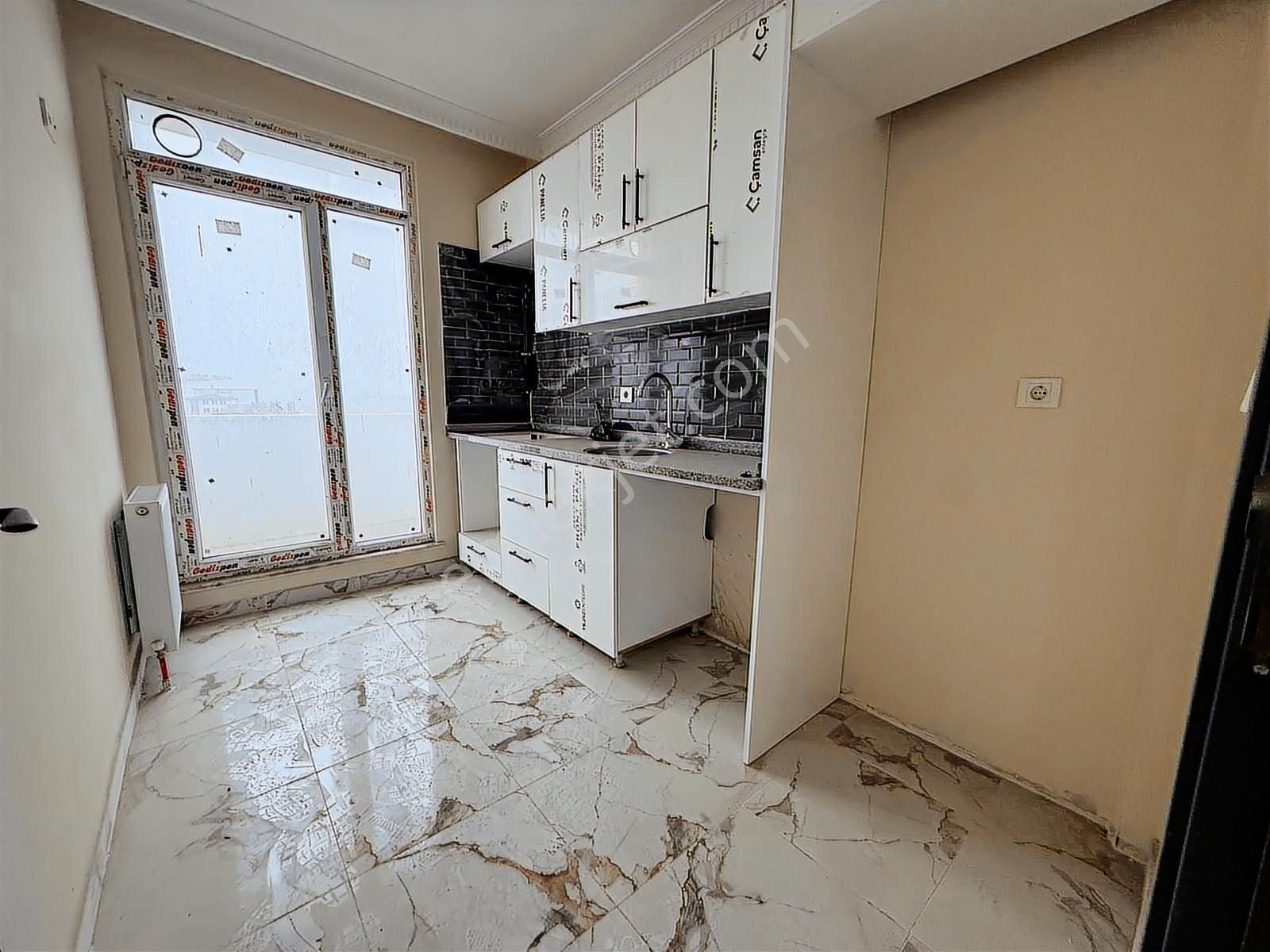 Home'dan Esenler Tuna Vadi Sitesinde Satılık 95m 2+1 Daire. - Görsel 22