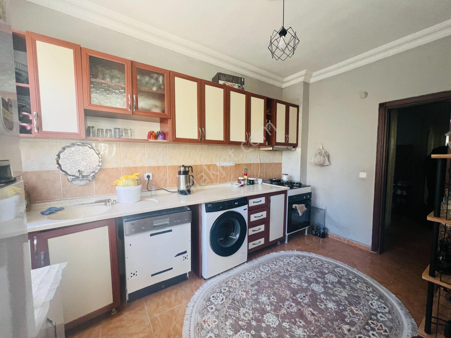 Örnek Unlu Mamulleri Arkası Geniş 2+1 Daire