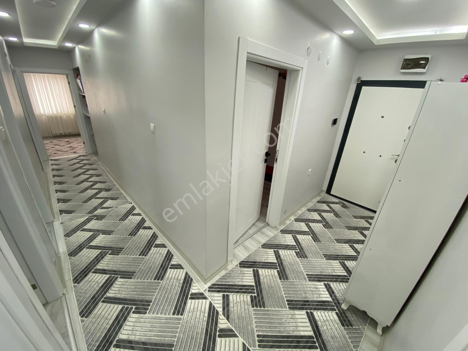 Yılmaz Gayrimenkulden Ultra Lüks Ful Yapılı Kacırılmayacak 3+1 Fırsat Dairesi 3.340.000 Tl - Görsel 13