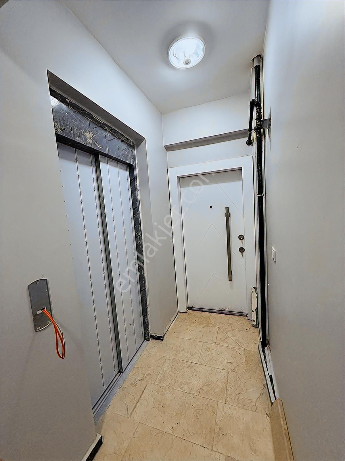 Home'dan İsmetpaşa Mah'de 2+1 85m² Sıfır Balkonlu Yüksek Giriş.. - Görsel 2