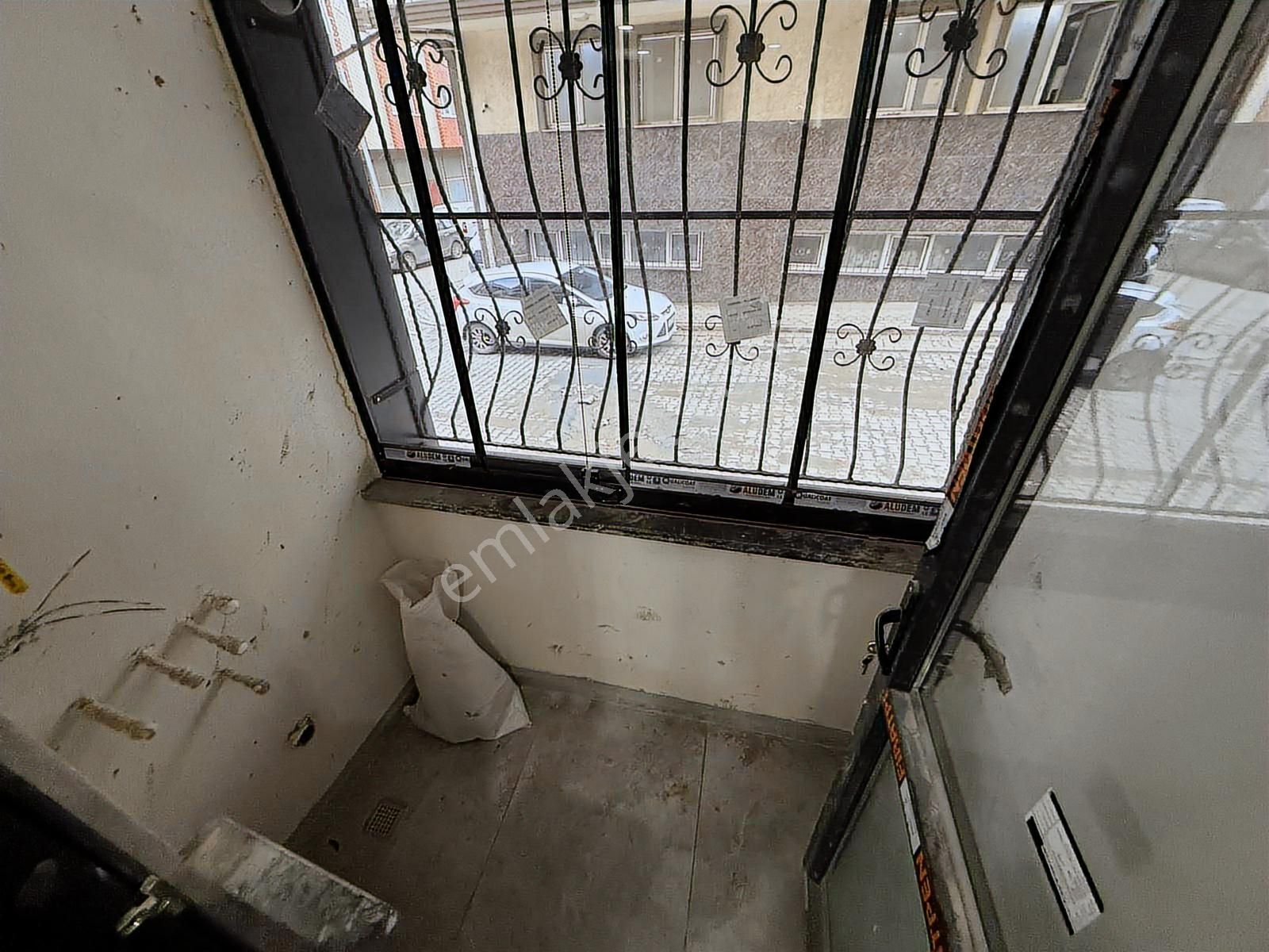 Home'dan İsmetpaşa Mah'de 2+1 85m² Sıfır Balkonlu Yüksek Giriş.. - Görsel 9