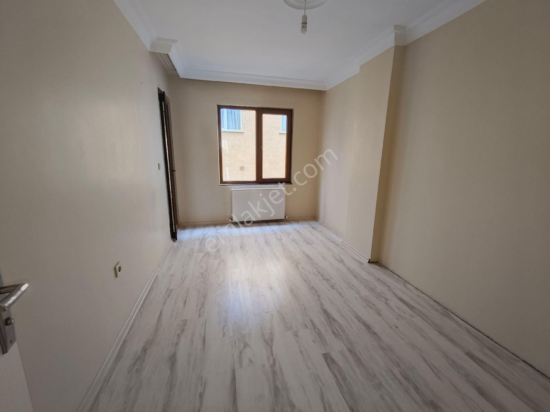 Güneyden Ulaşıma Yakın 2+1.90m2 Ara Kat Balkonlu Daire - Görsel 19