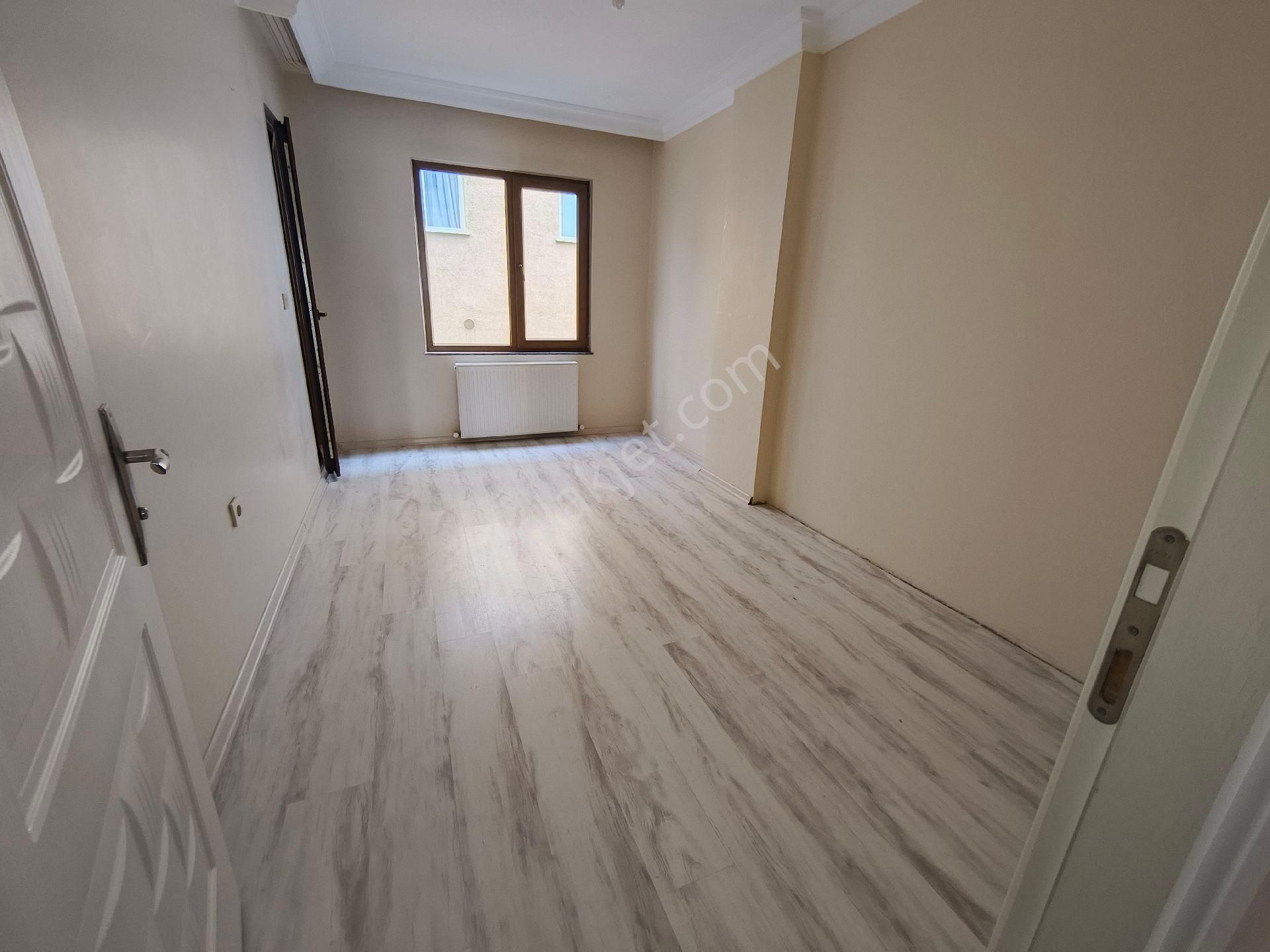 Güneyden Ulaşıma Yakın 2+1.90m2 Ara Kat Balkonlu Daire - Görsel 18