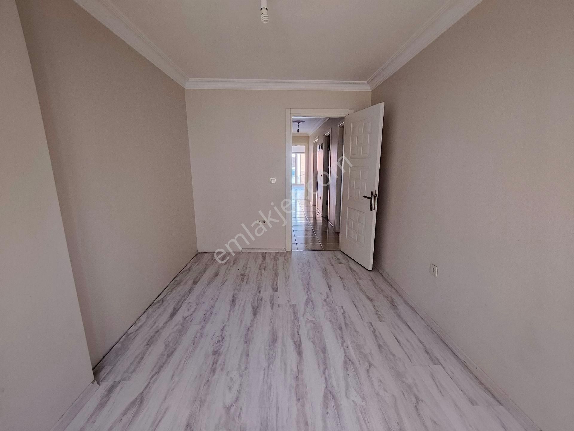 Güneyden Ulaşıma Yakın 2+1.90m2 Ara Kat Balkonlu Daire - Görsel 21