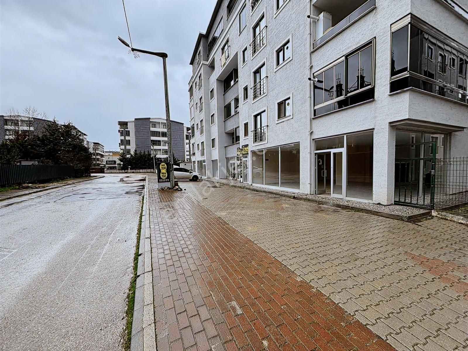 Nilüfer Akçalar'da Kiralık 130 M² Dükkan - Görsel 9