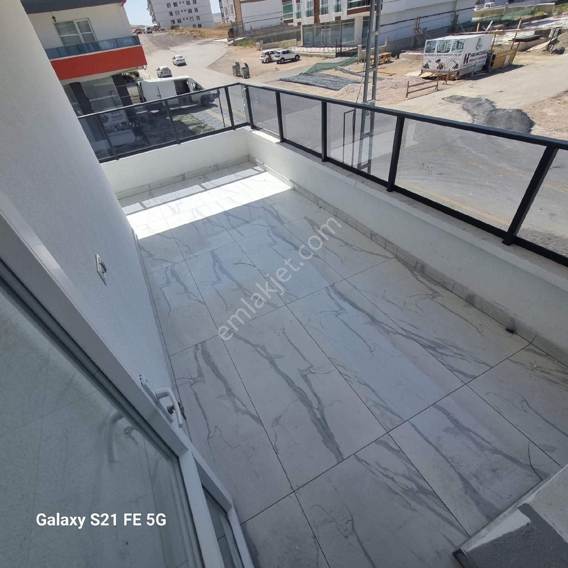 3+1 Arakat Ultra Lüks Yapılı Geniş Okullar Bölgesinde - Görsel 6