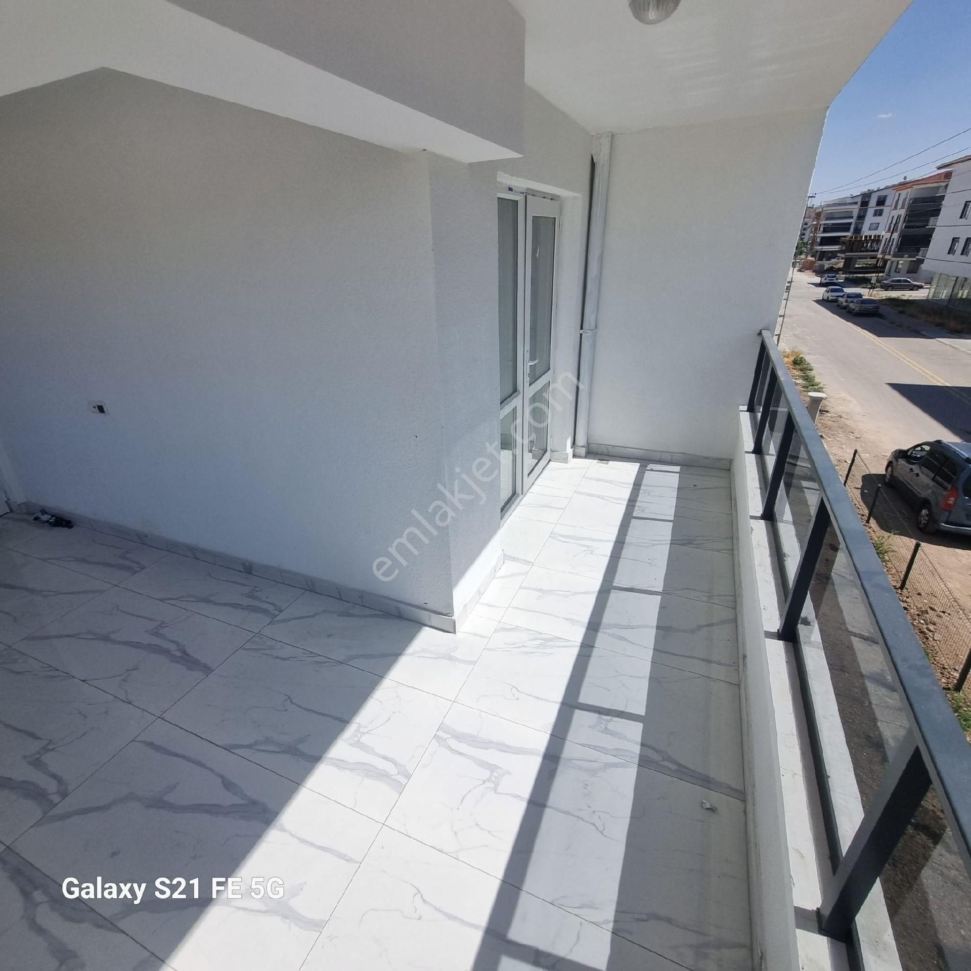 3+1 Arakat Ultra Lüks Yapılı Geniş Okullar Bölgesinde - Görsel 7