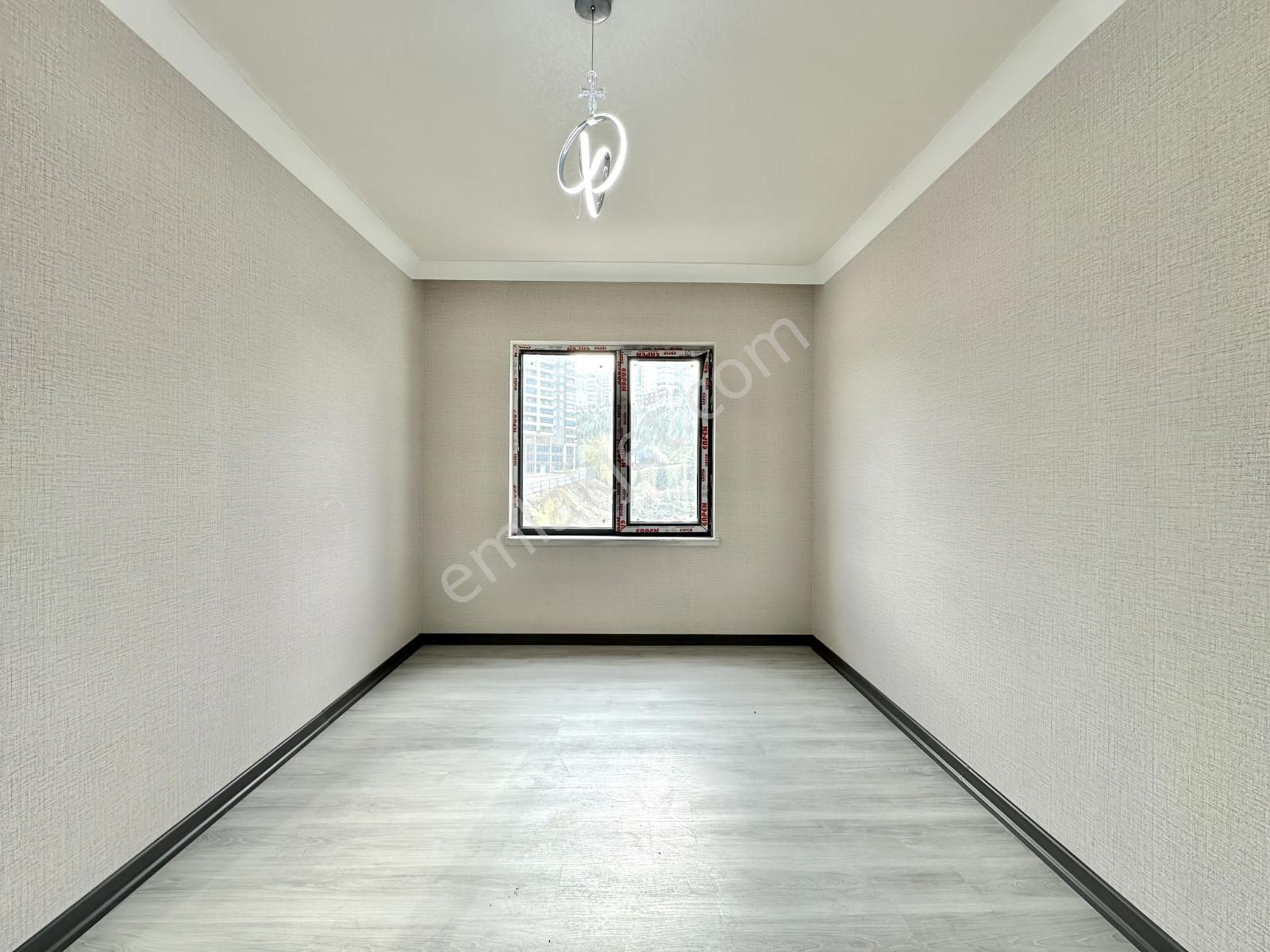 Site İçinde | Lüks Yapılı | 180 M² | Teraslı 4+1 | Yerden Isıtma - Görsel 29