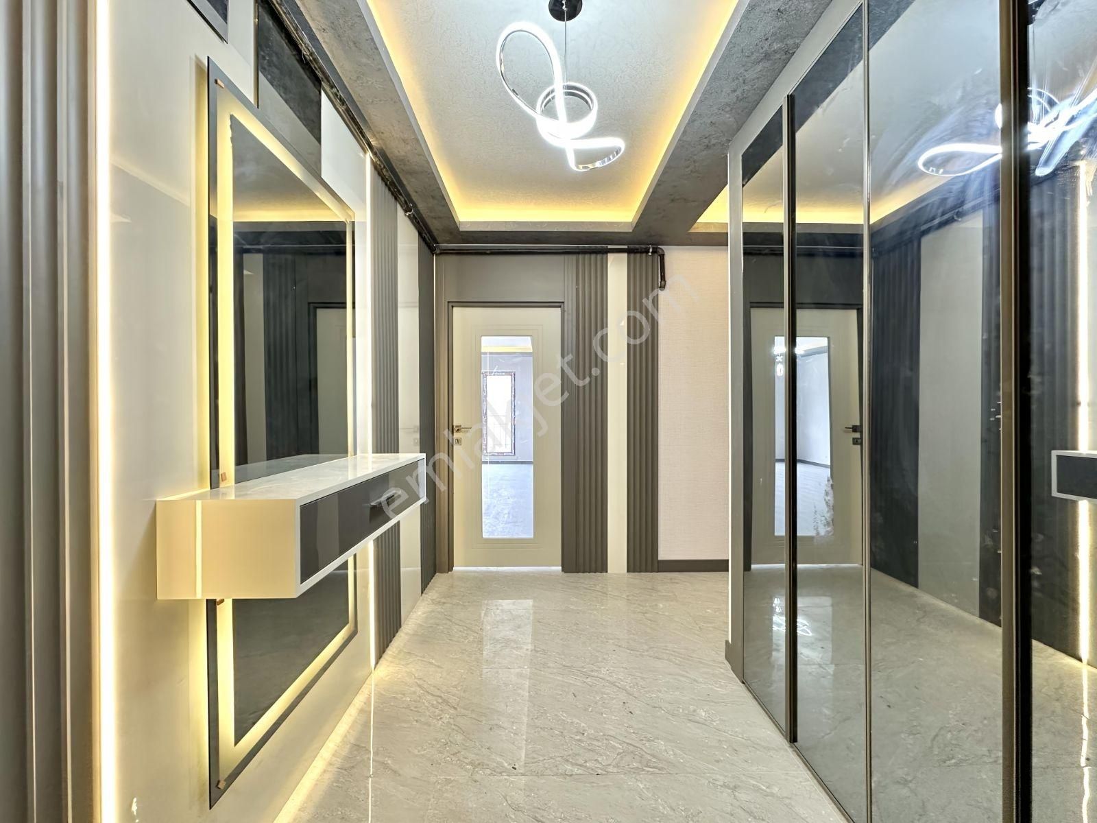 Site İçinde | Lüks Yapılı | 180 M² | Teraslı 4+1 | Yerden Isıtma - Görsel 28