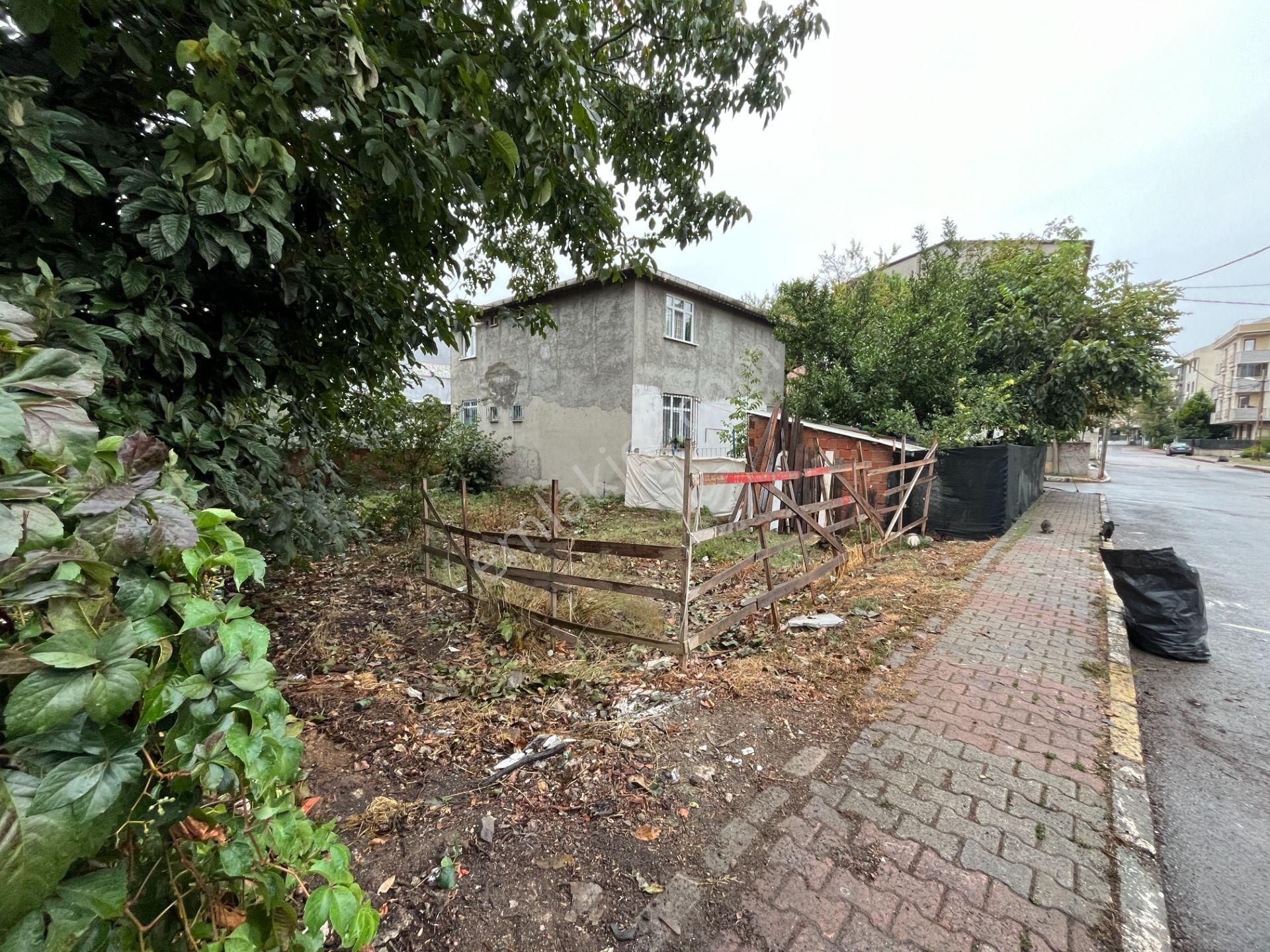 Samandıra Osmangazi Mahallesinde 3 Kat İmarlı 179m2 Müstakilarsa