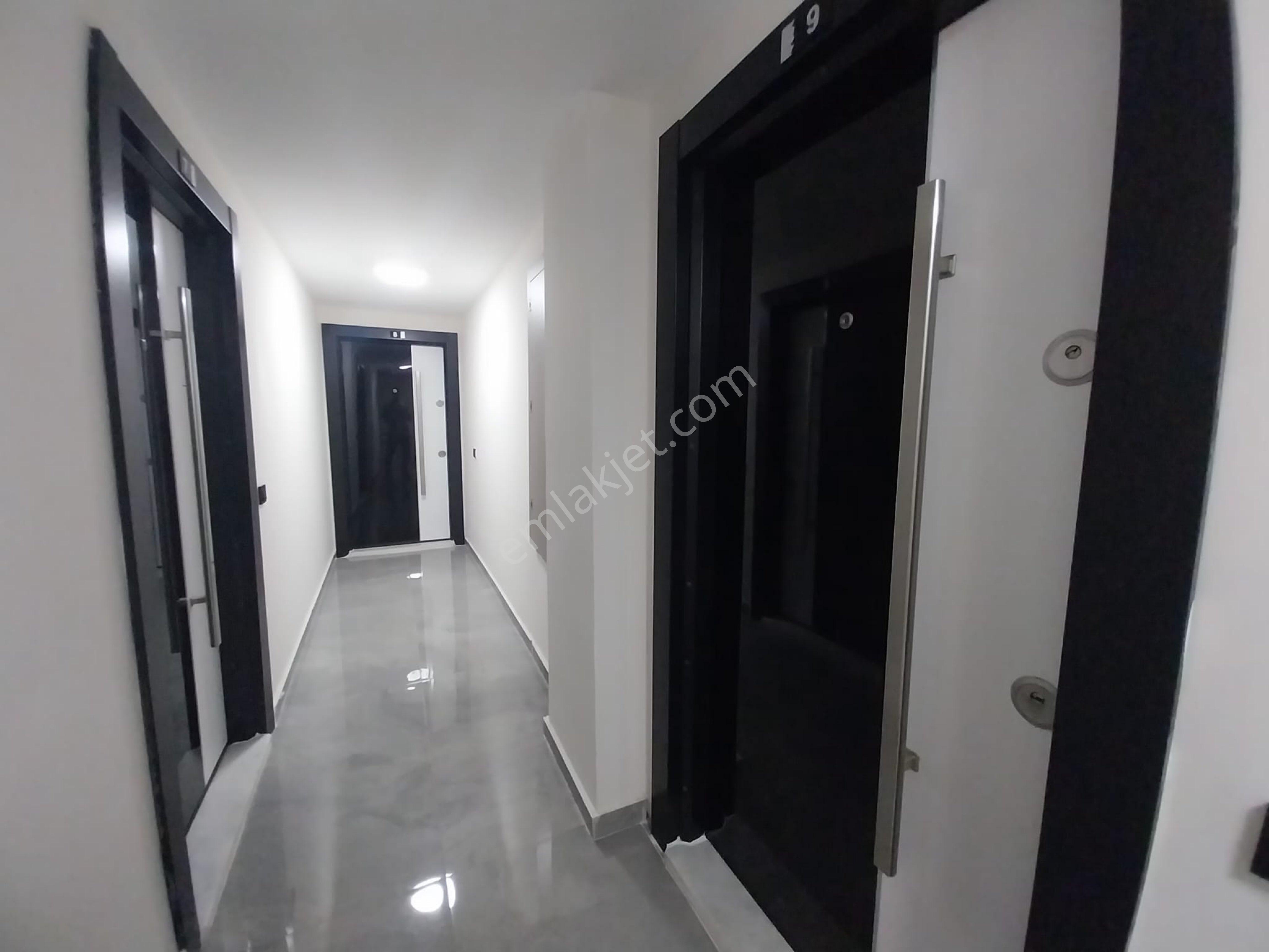 Turğut Özalda Aksağaz Civ.sıfır Eşalı1+1 Daire - Görsel 18