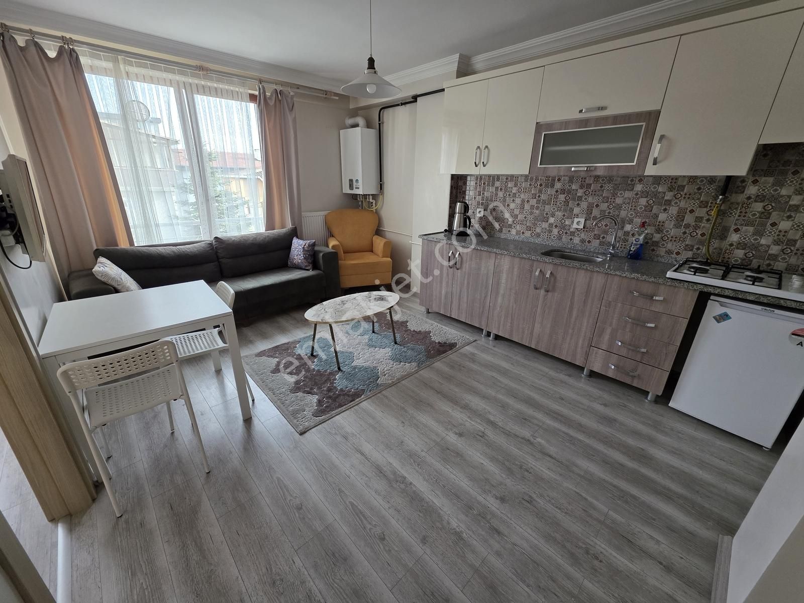 Mefe Yapı'dan Değirmenaltında Full Eşyalı Kiralık 1+1 Daire