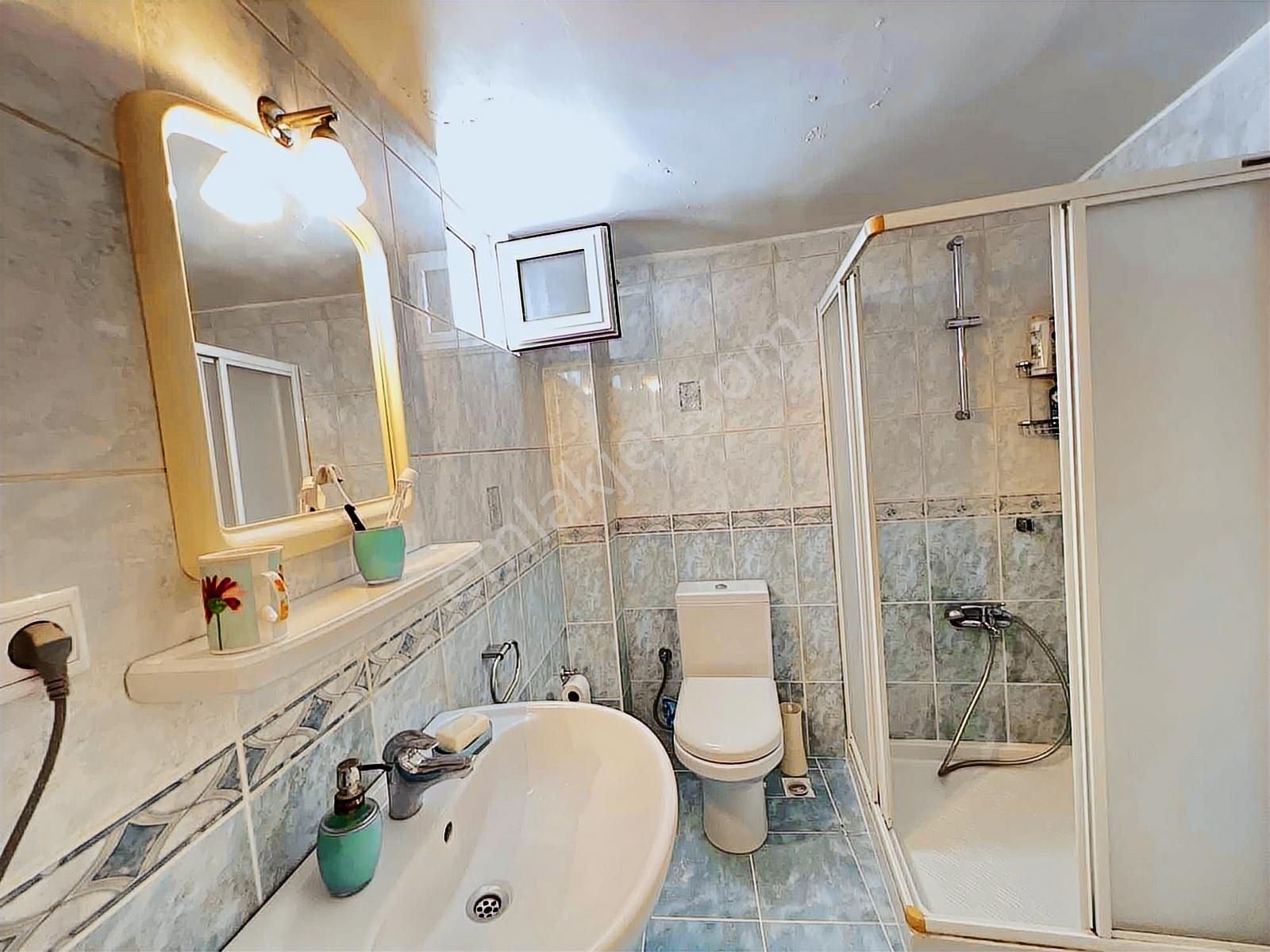 Denize 200 M! Gençlik Mahallesinde Park Cepheli, Eşyalı 3+1 - Görsel 20