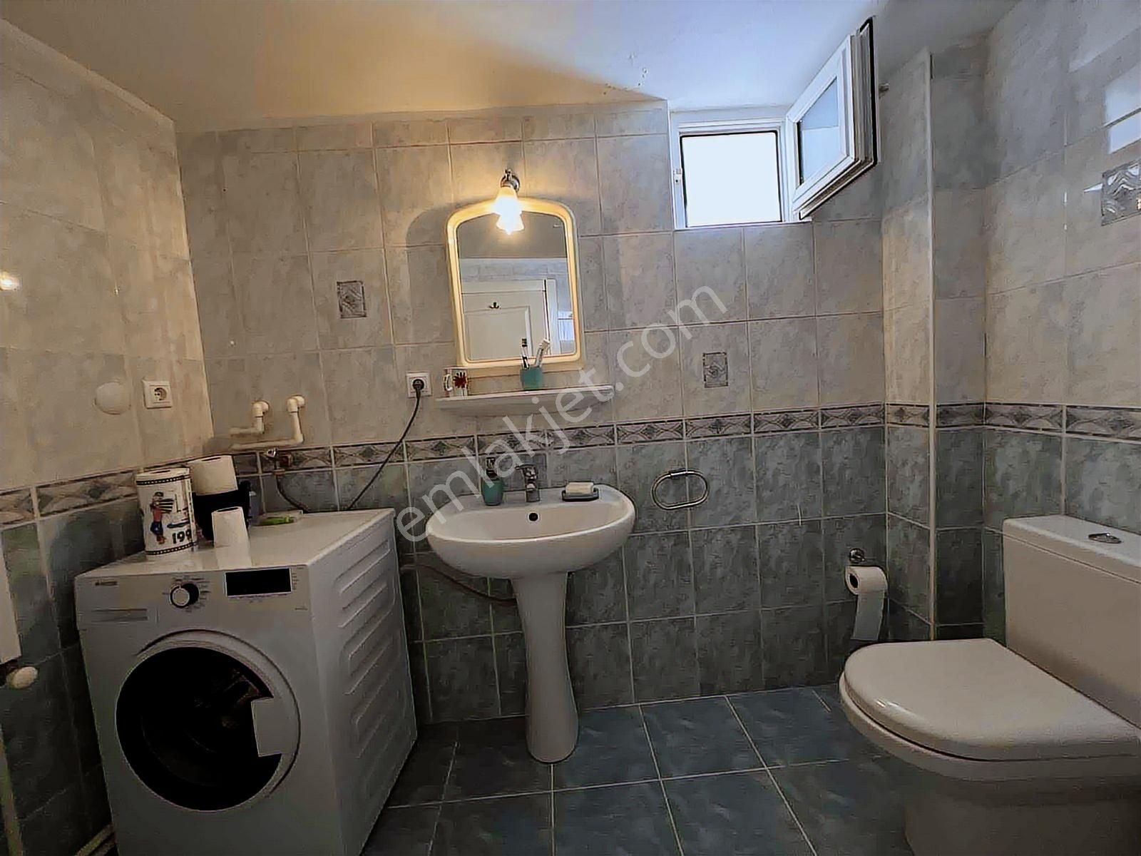 Denize 200 M! Gençlik Mahallesinde Park Cepheli, Eşyalı 3+1 - Görsel 29