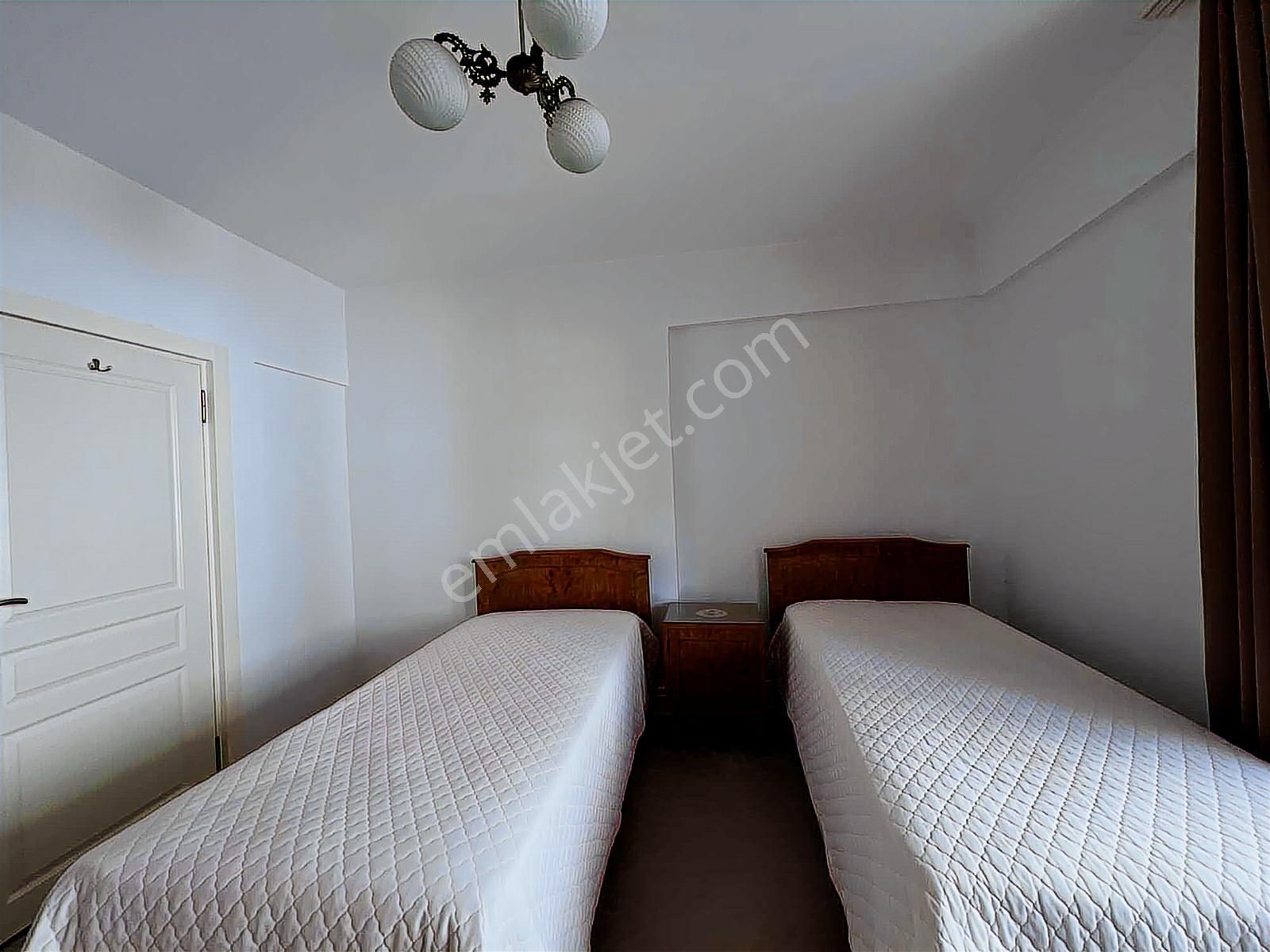 Denize 200 M! Gençlik Mahallesinde Park Cepheli, Eşyalı 3+1 - Görsel 31