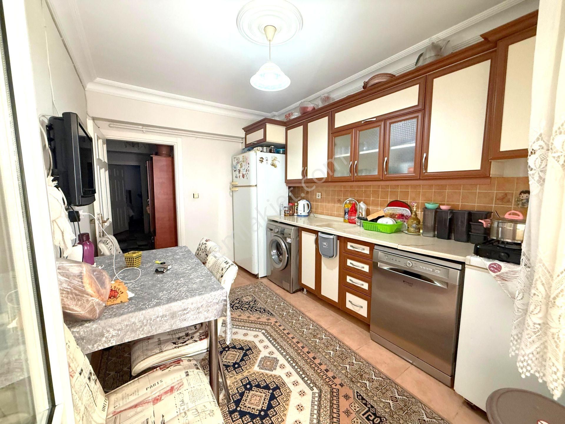 Tutar Dan Merkez Camii Yakını Geniş Ferat 2+1 2. Kat Daire - Görsel 24