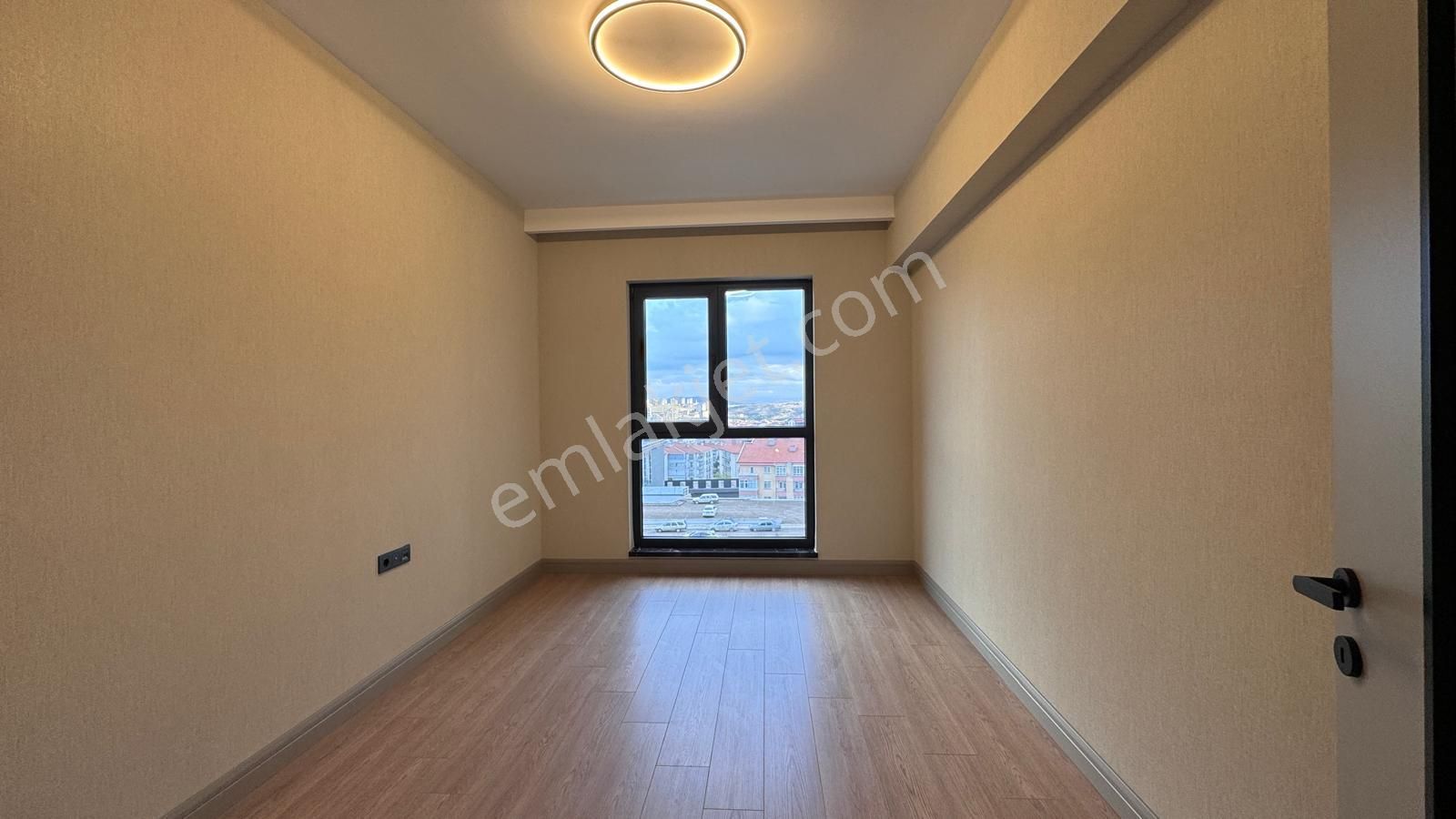 Pursaklar Mehmet Zengin Emlak'tan Kapalı Otoparkı Ultra Lüks Sitede 2.kat 4+1 Daire - Görsel 21