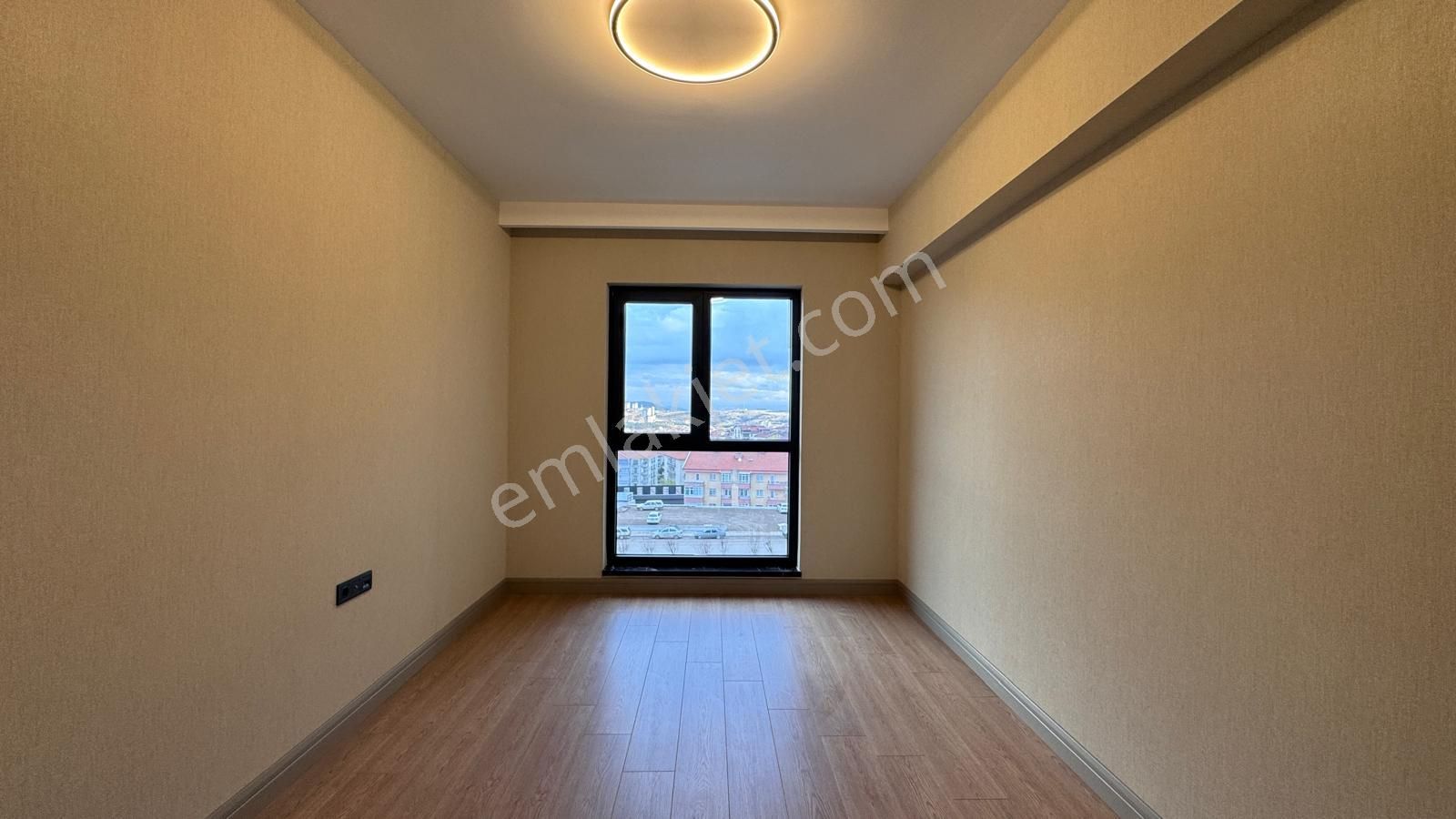 Pursaklar Mehmet Zengin Emlak'tan Kapalı Otoparkı Ultra Lüks Sitede 2.kat 4+1 Daire - Görsel 23