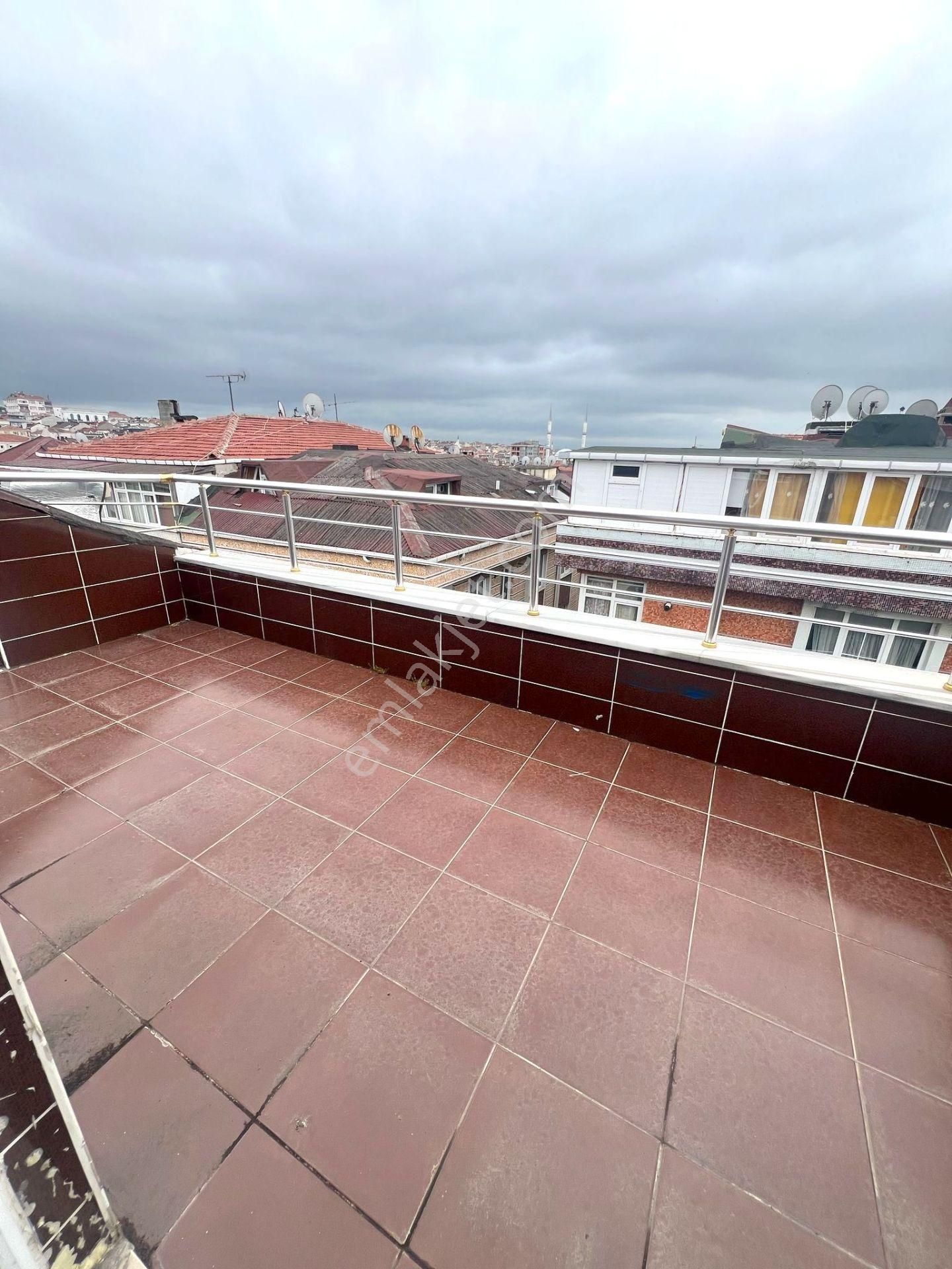 Tutardan Çakmak Durağı Yakını 3+1 140 M2 15 Yıllık Dublex Daire - Görsel 31