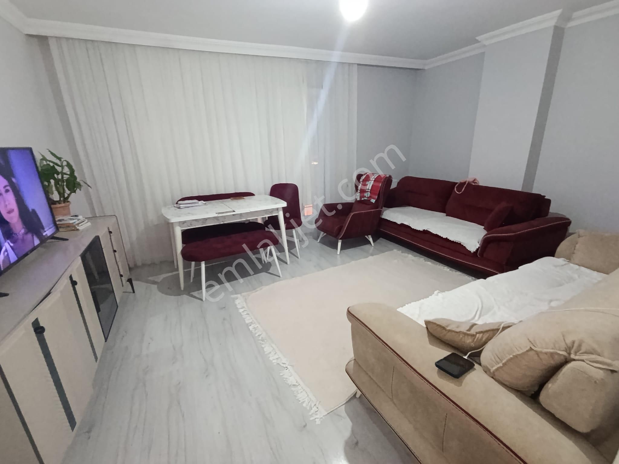 Pendik Esenyalı Fatih Mahallesi"de Asansörlü Oto Parklı 2+1 90m2 Daire - Görsel 3